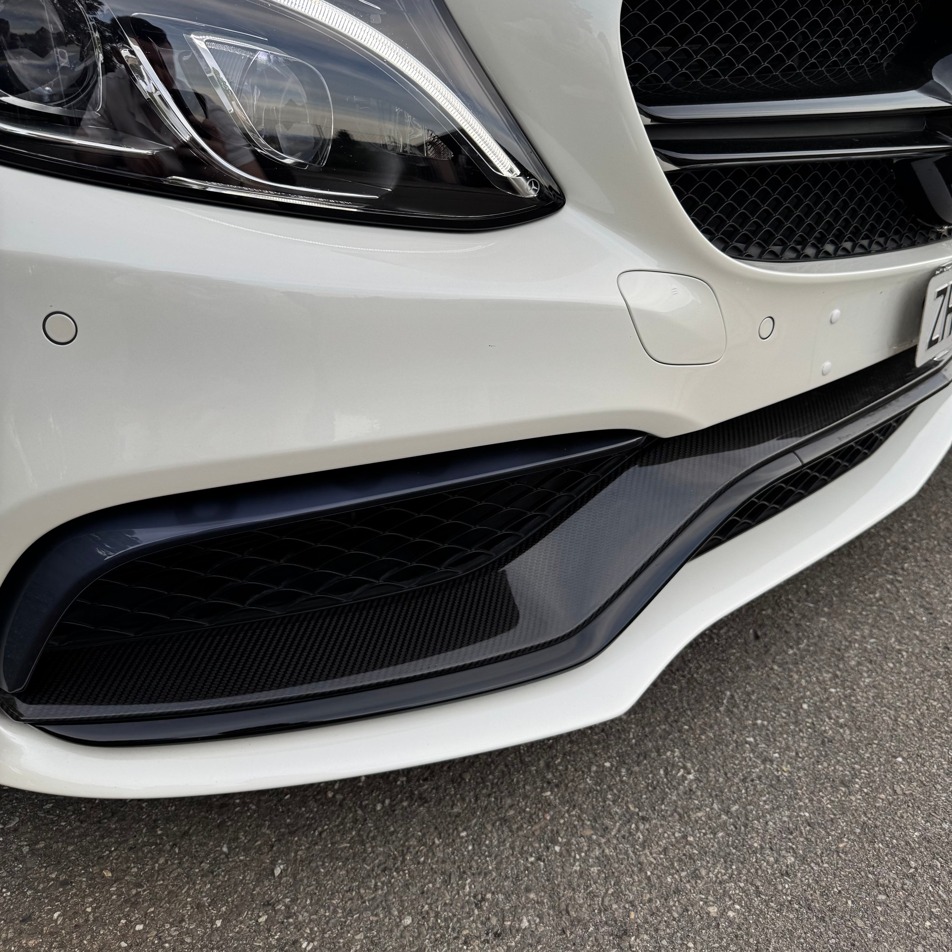 MERCEDES-BENZ C 63 Cabriolet AMG Speedshift-image-2