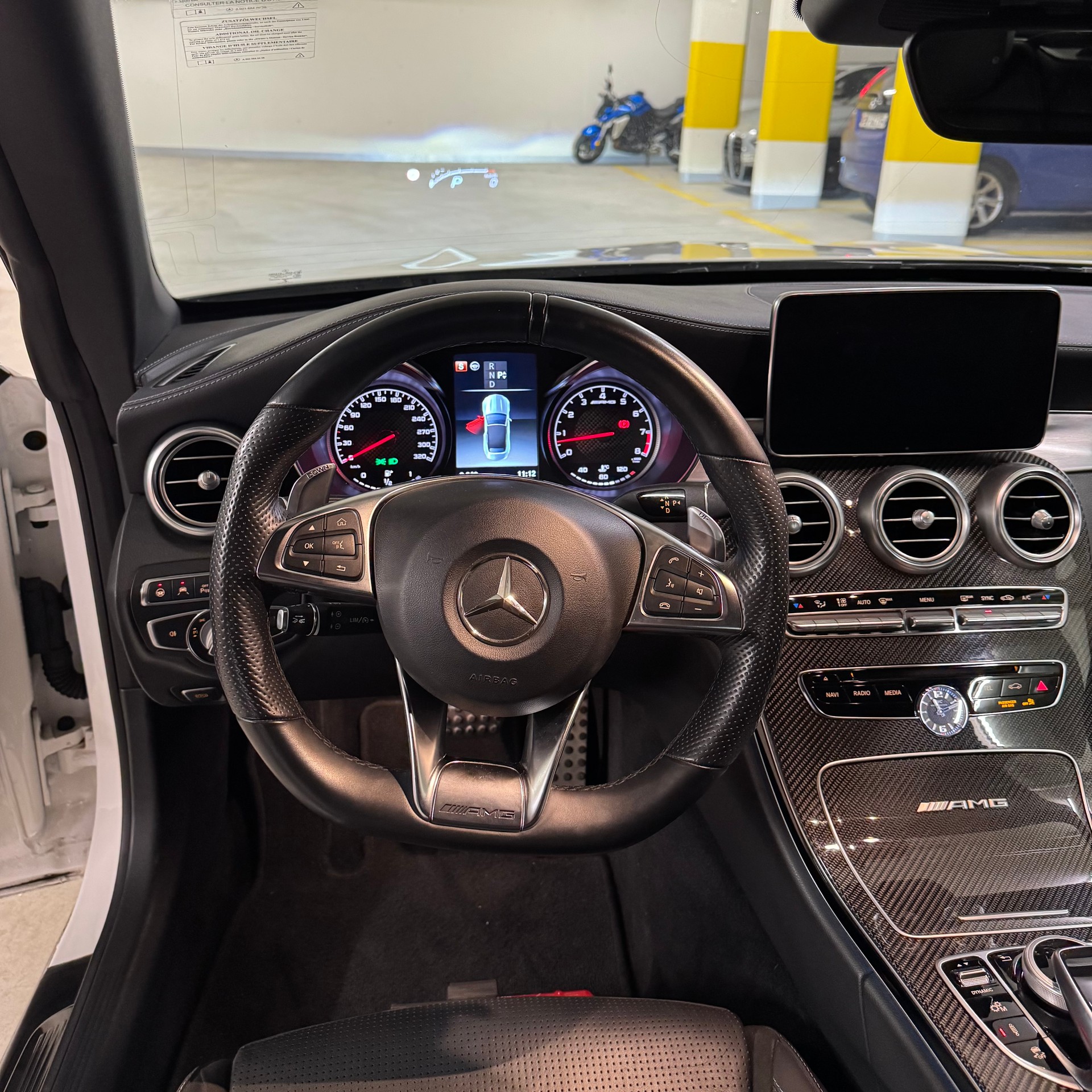 MERCEDES-BENZ C 63 Cabriolet AMG Speedshift-image-15