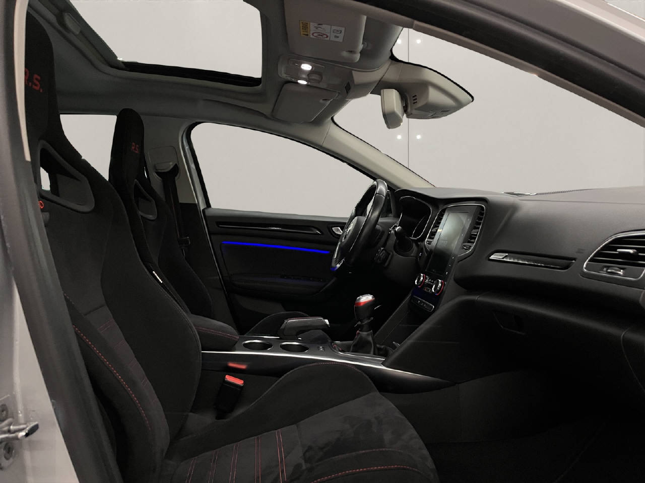 RENAULT Mégane Sport 1.8 T 300 Trophy-image-11