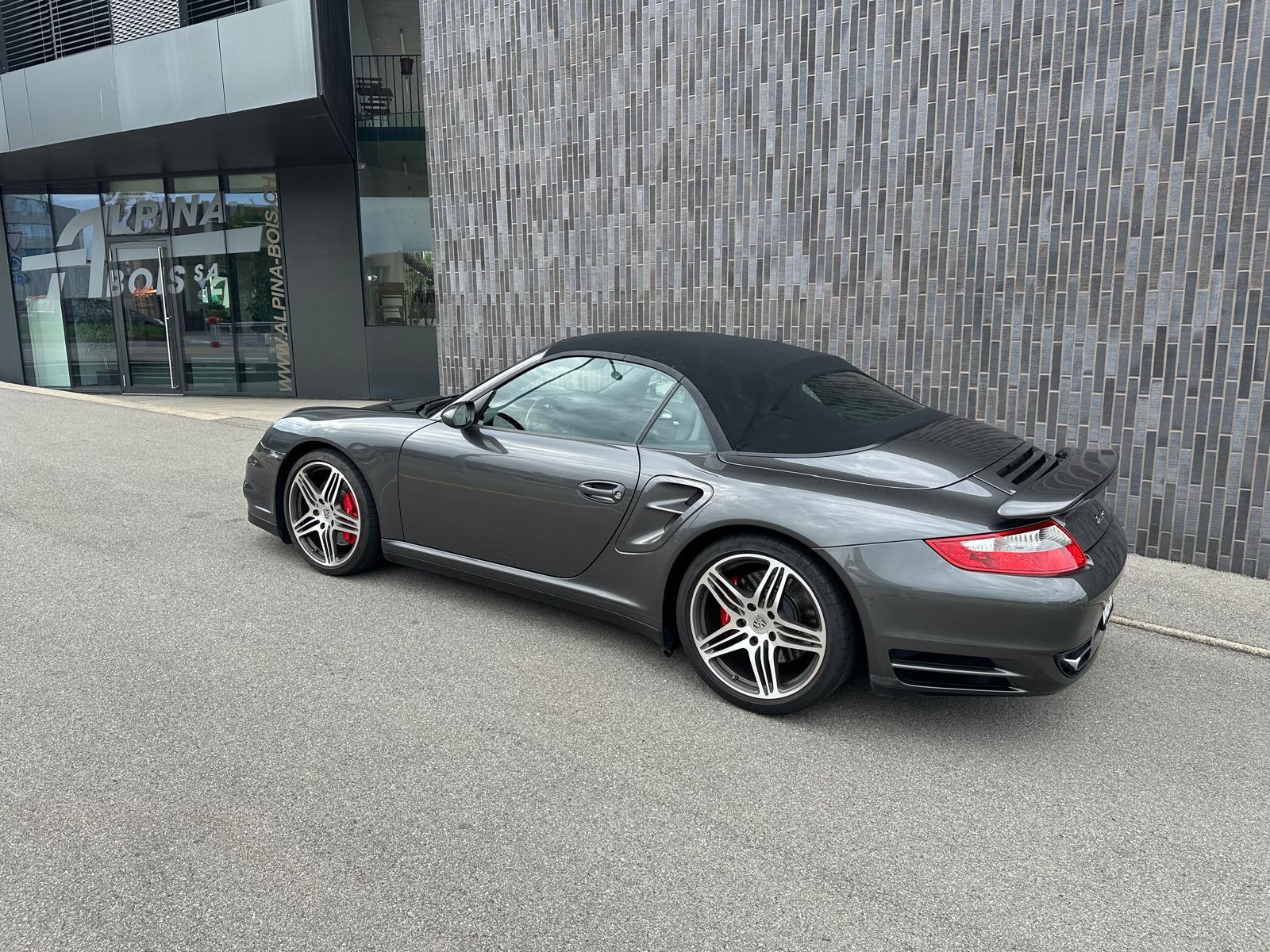 PORSCHE 911 Cabrio Turbo Tiptronic-image-1