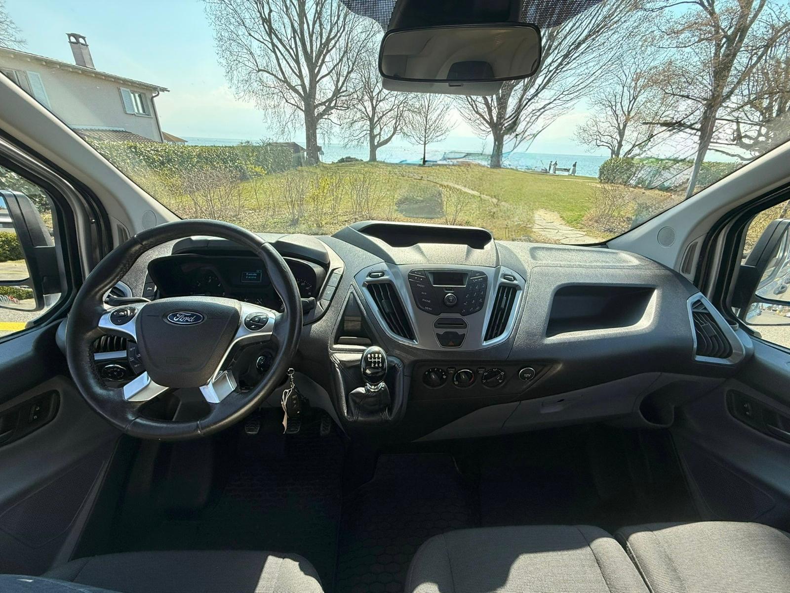 FORD Transit Custom Van 290 L1H1 Ambiente-image-12