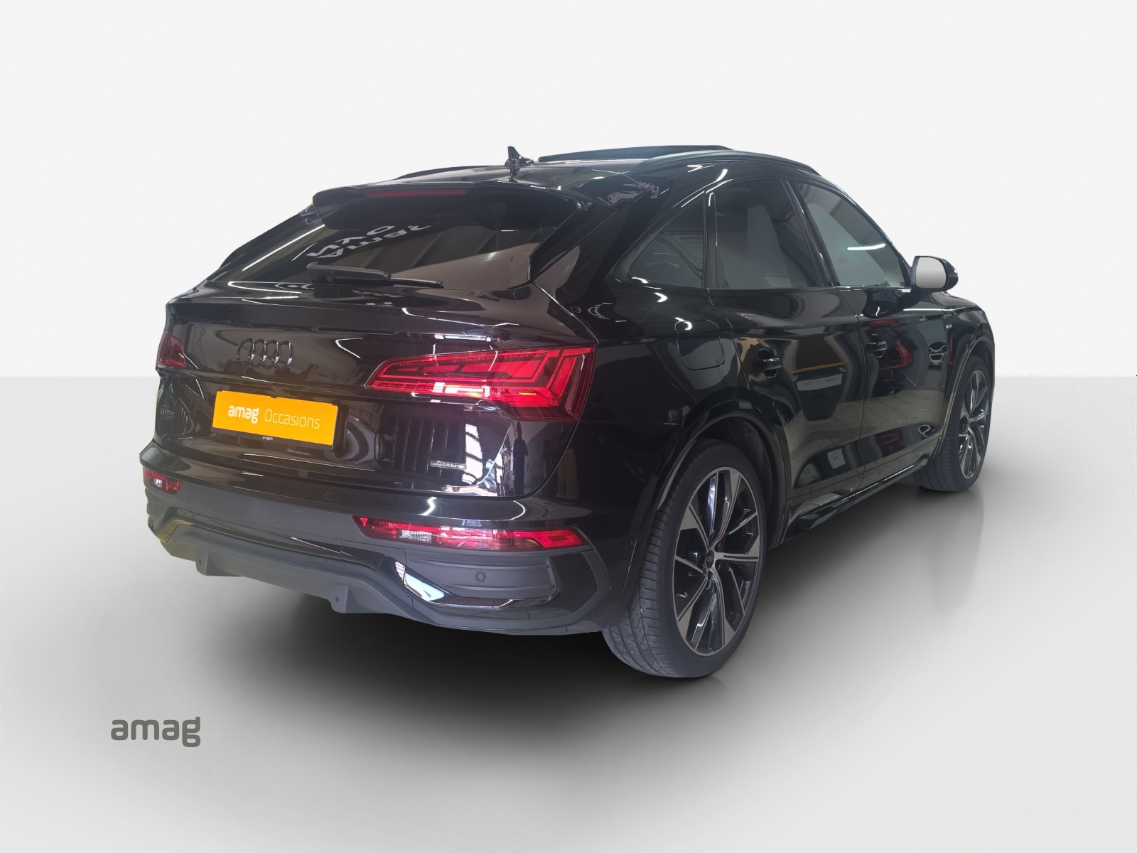 AUDI Q5 Sportback 50 TFSI e PHEV S line quattro S-tronic-image-5