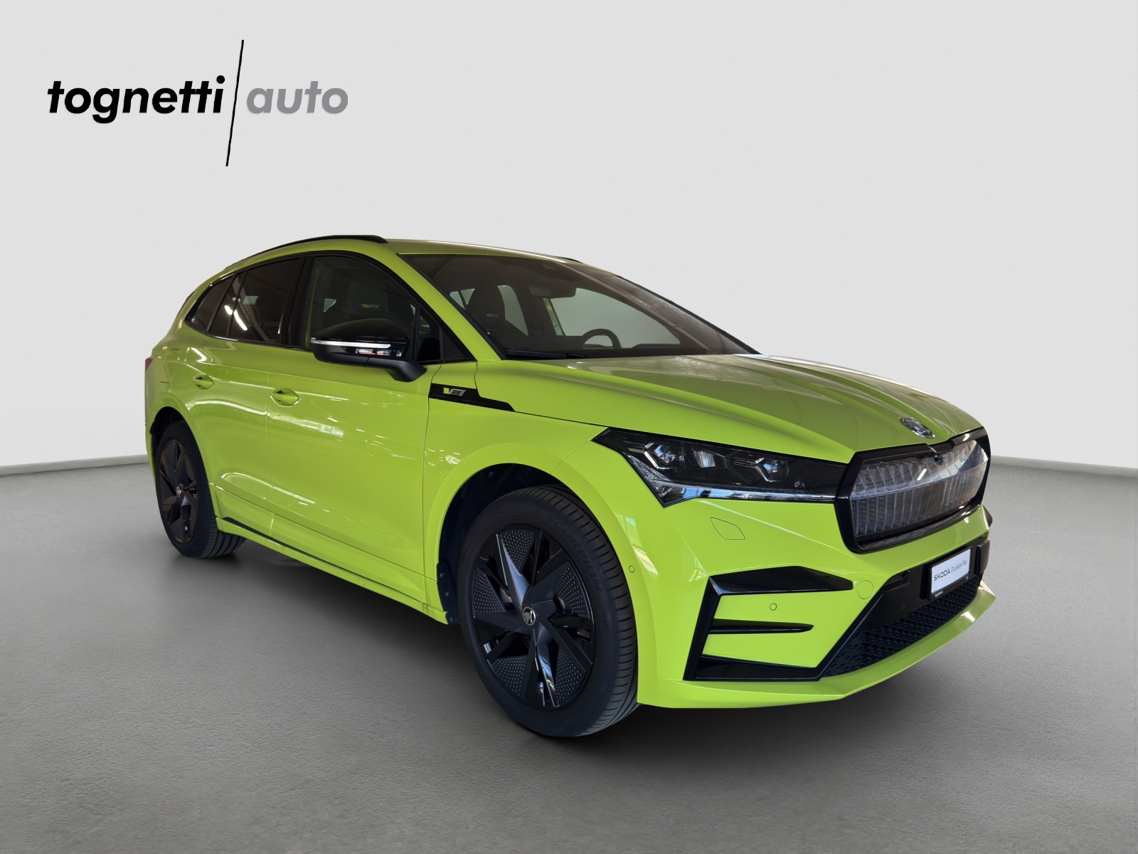 SKODA Enyaq iV 80x RS-image-1