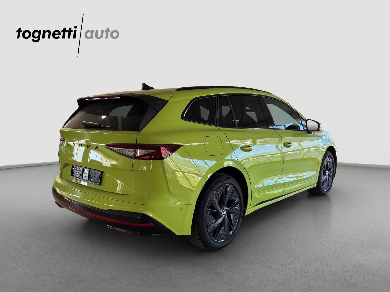 SKODA Enyaq iV 80x RS-image-3