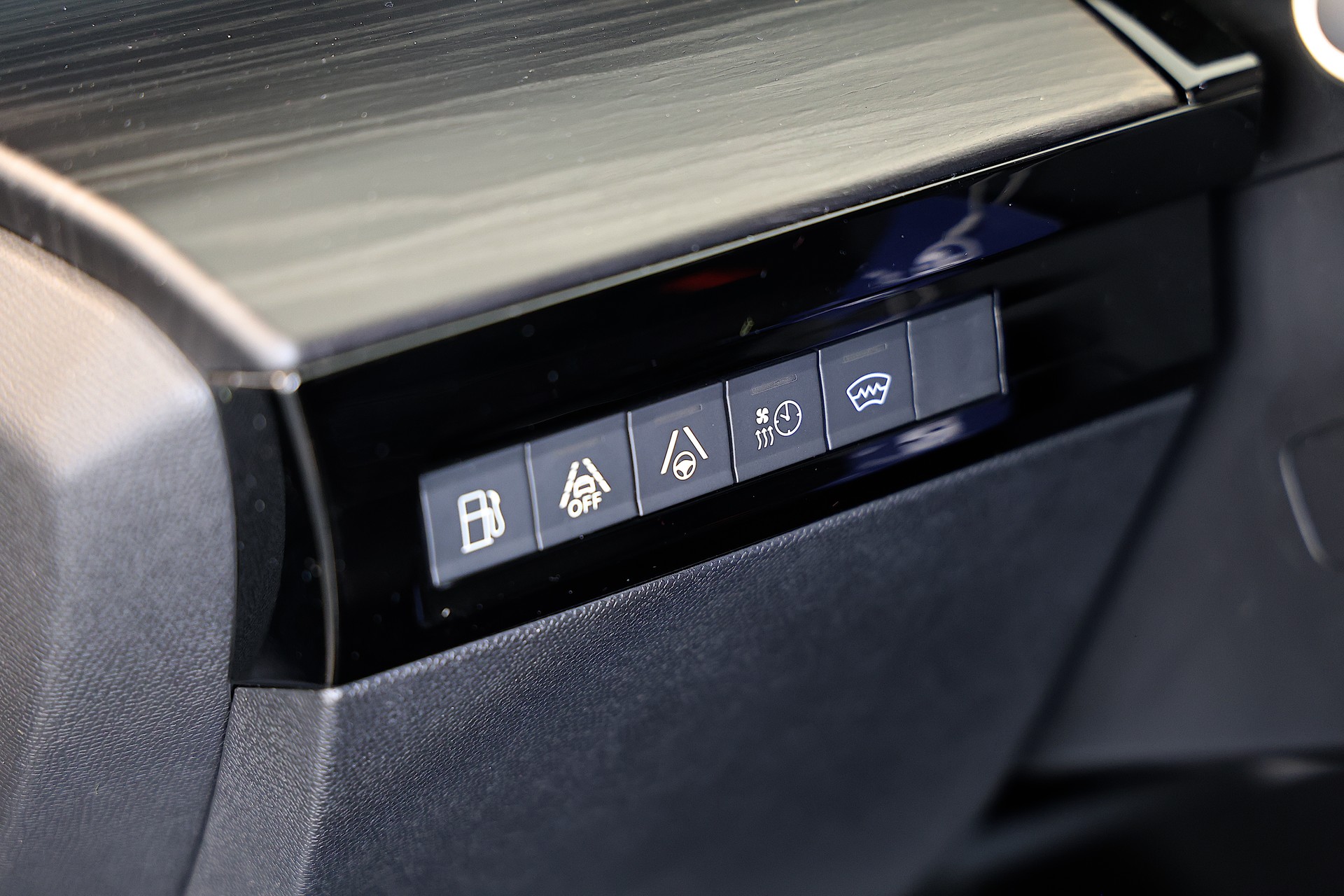 PEUGEOT 508 SW 1.6 PHEV GT Pack EAT8-image-14