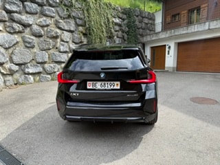BMW iX1 30e xDrive-image-5