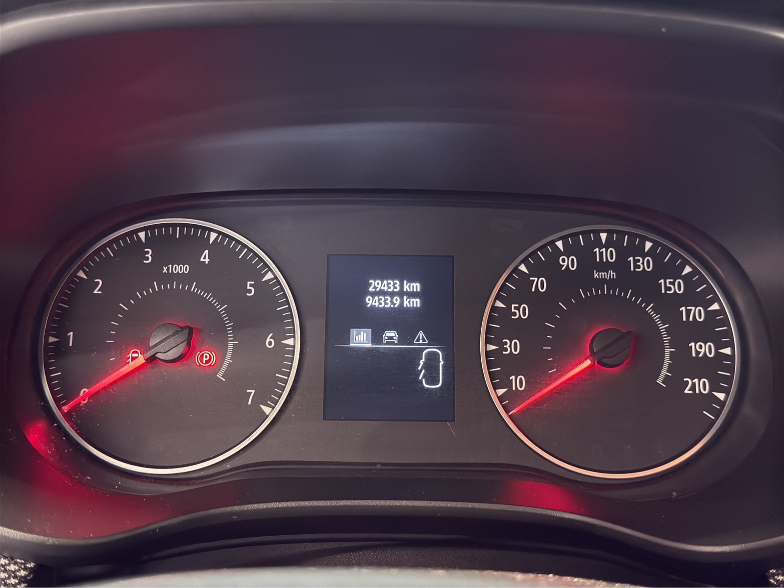 DACIA Sandero TCe 90 Expression CVT-image-8