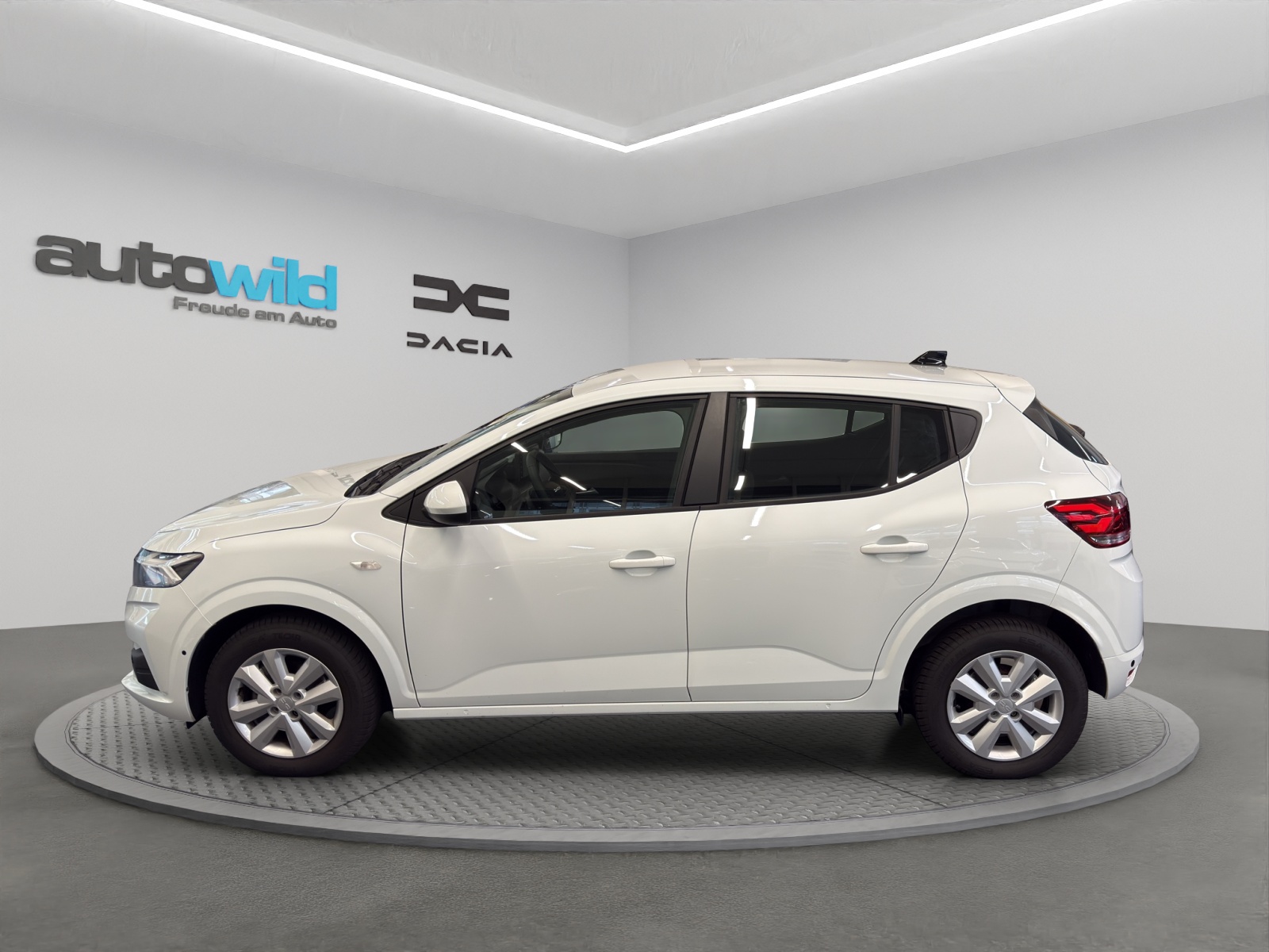 DACIA Sandero TCe 90 Expression CVT-image-13