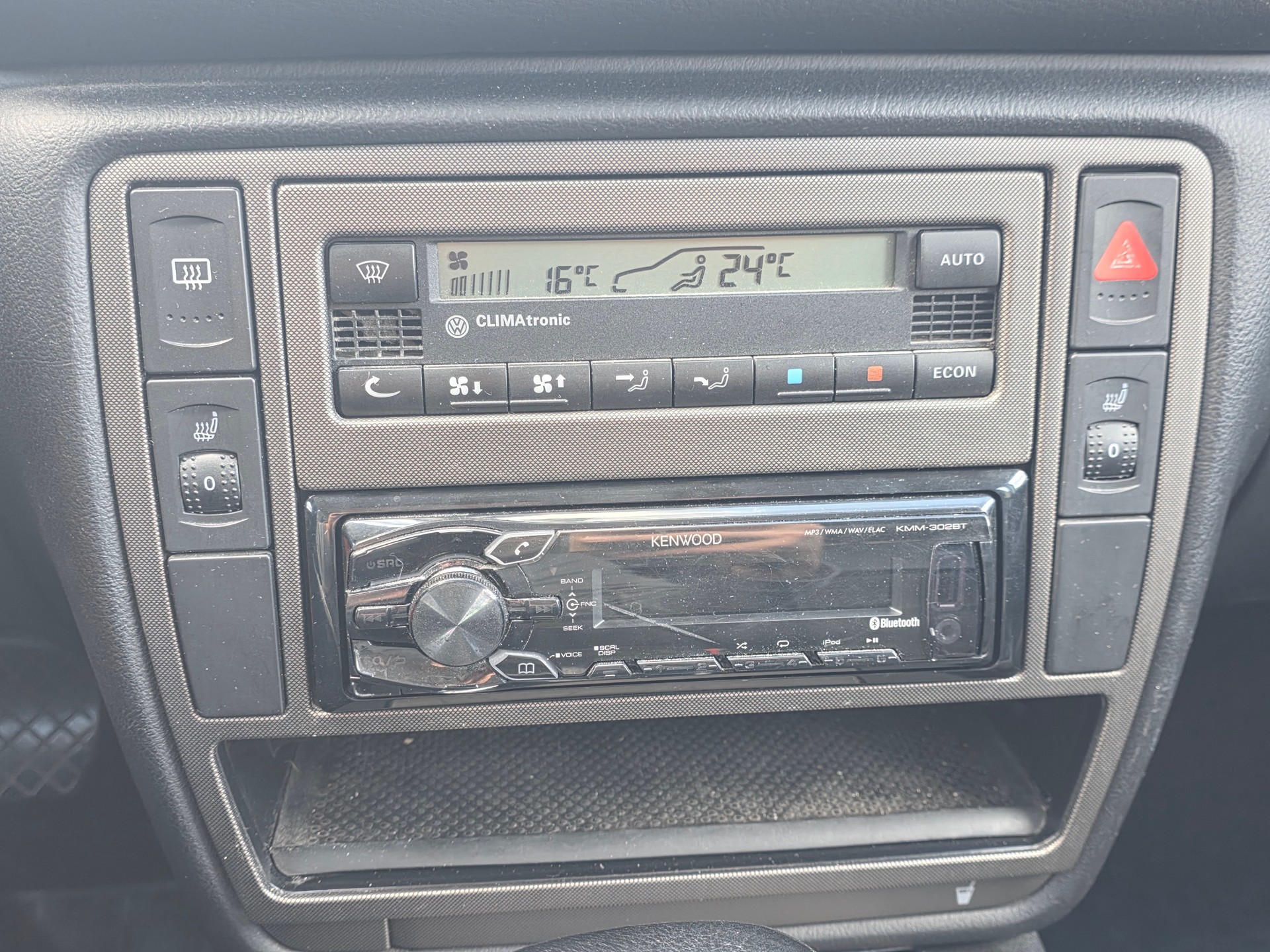 VW Passat Variant 1.8 T Highline-image-10