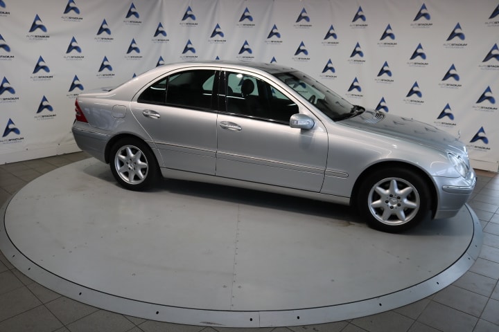MERCEDES-BENZ C 240 Elégance-image-27