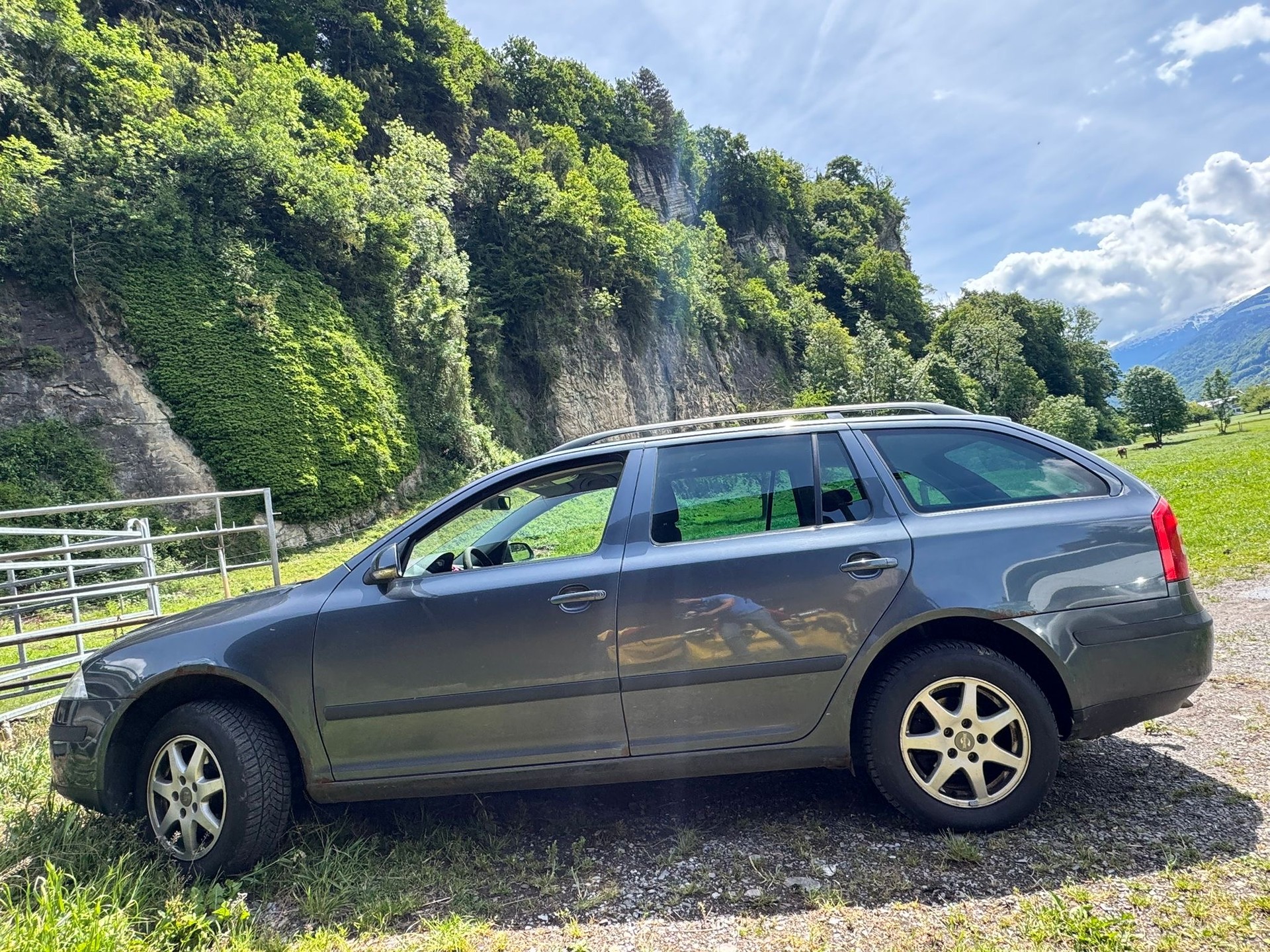 SKODA Octavia 1.9 TDI Adventure 4x4-image-8
