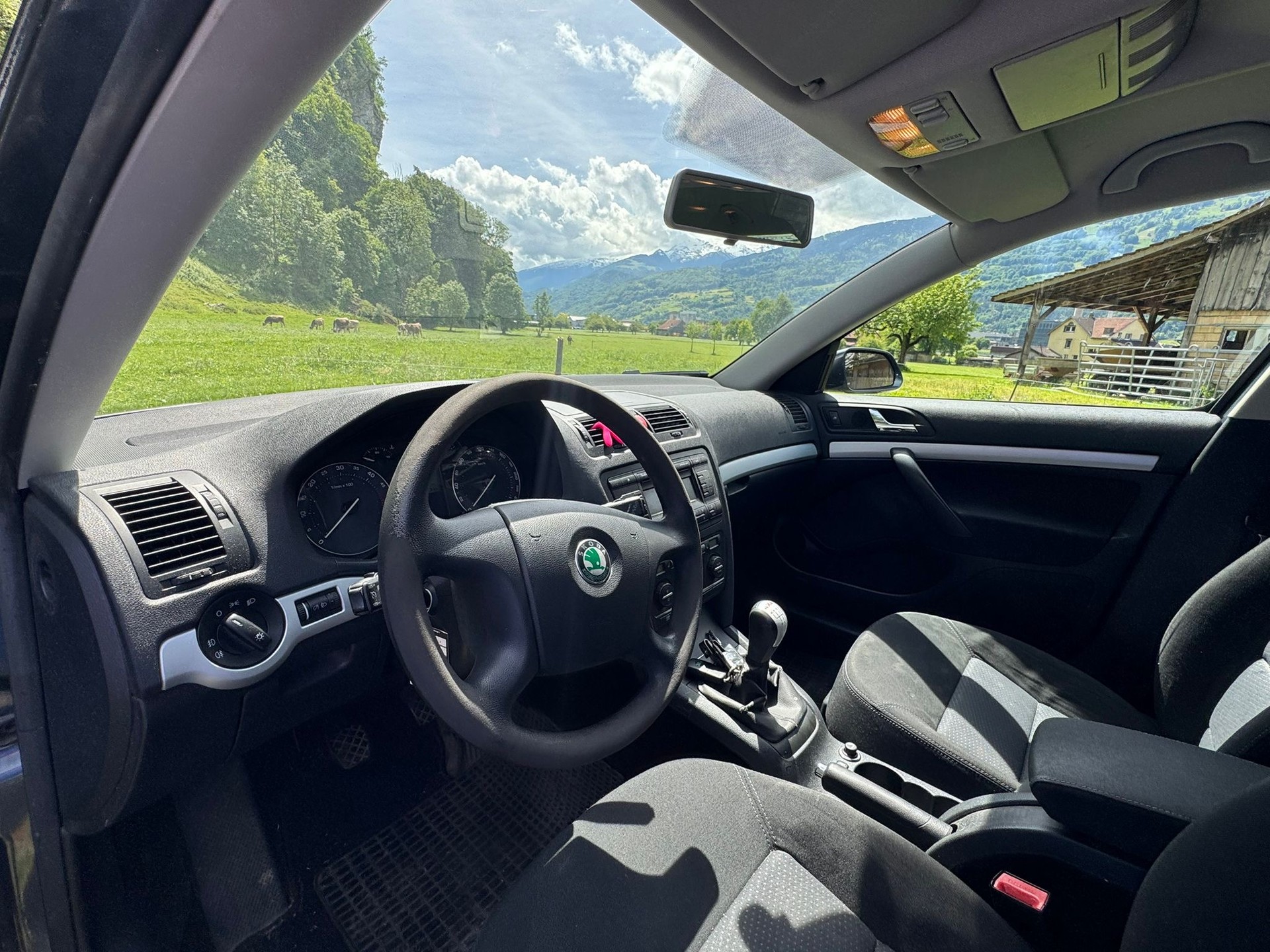 SKODA Octavia 1.9 TDI Adventure 4x4-image-7