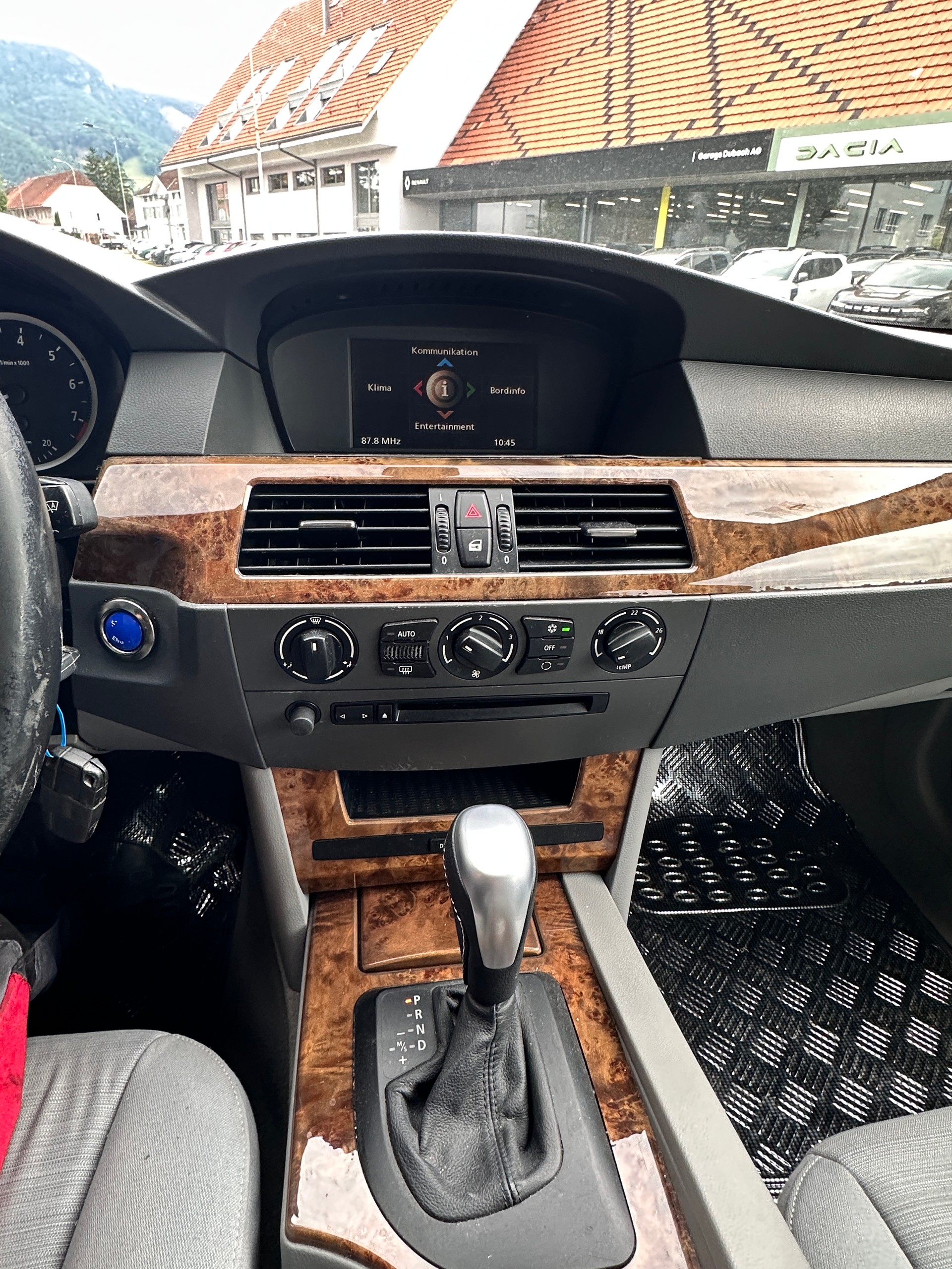 BMW 525xi ( Automat ) 218 PS-image-8