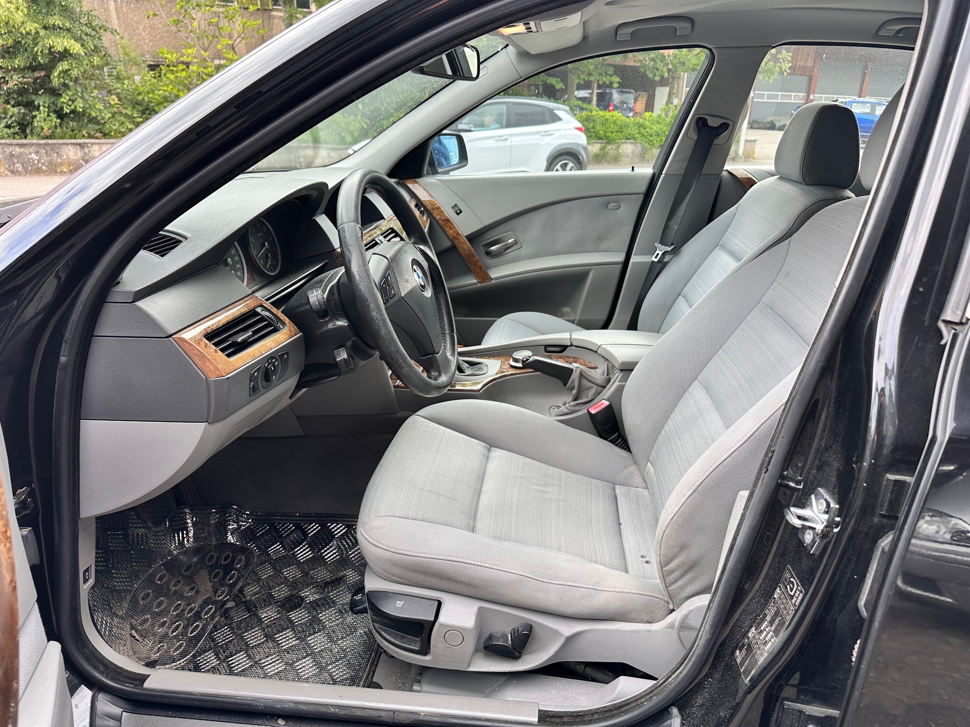 BMW 525xi ( Automat ) 218 PS-image-9