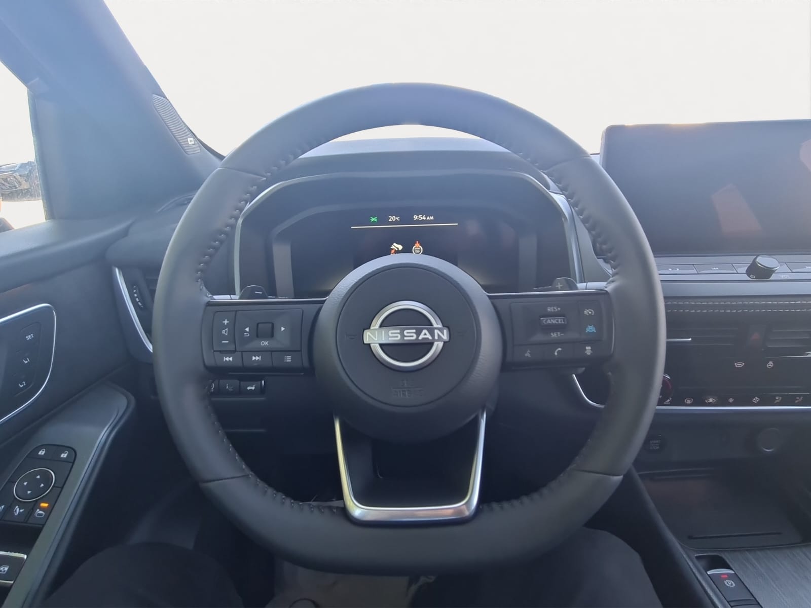 NISSAN Qashqai 1.3 DIG-T MHEV Tekna+-image-9