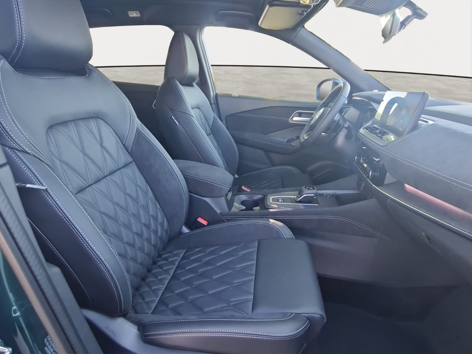 NISSAN Qashqai 1.3 DIG-T MHEV Tekna+-image-13
