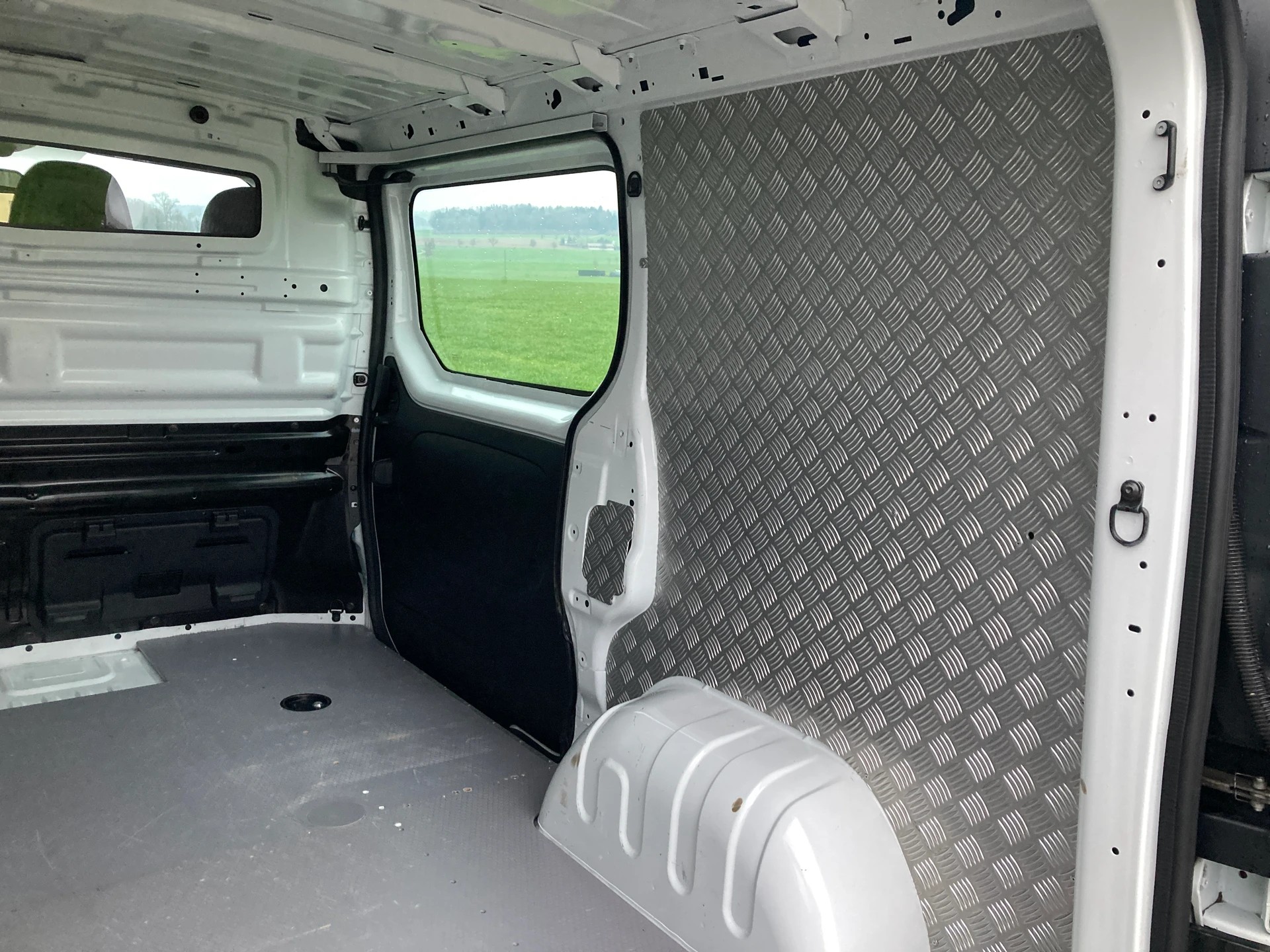 RENAULT Trafic 1.6 dCi 120 2.9t Business L1H1-image-6