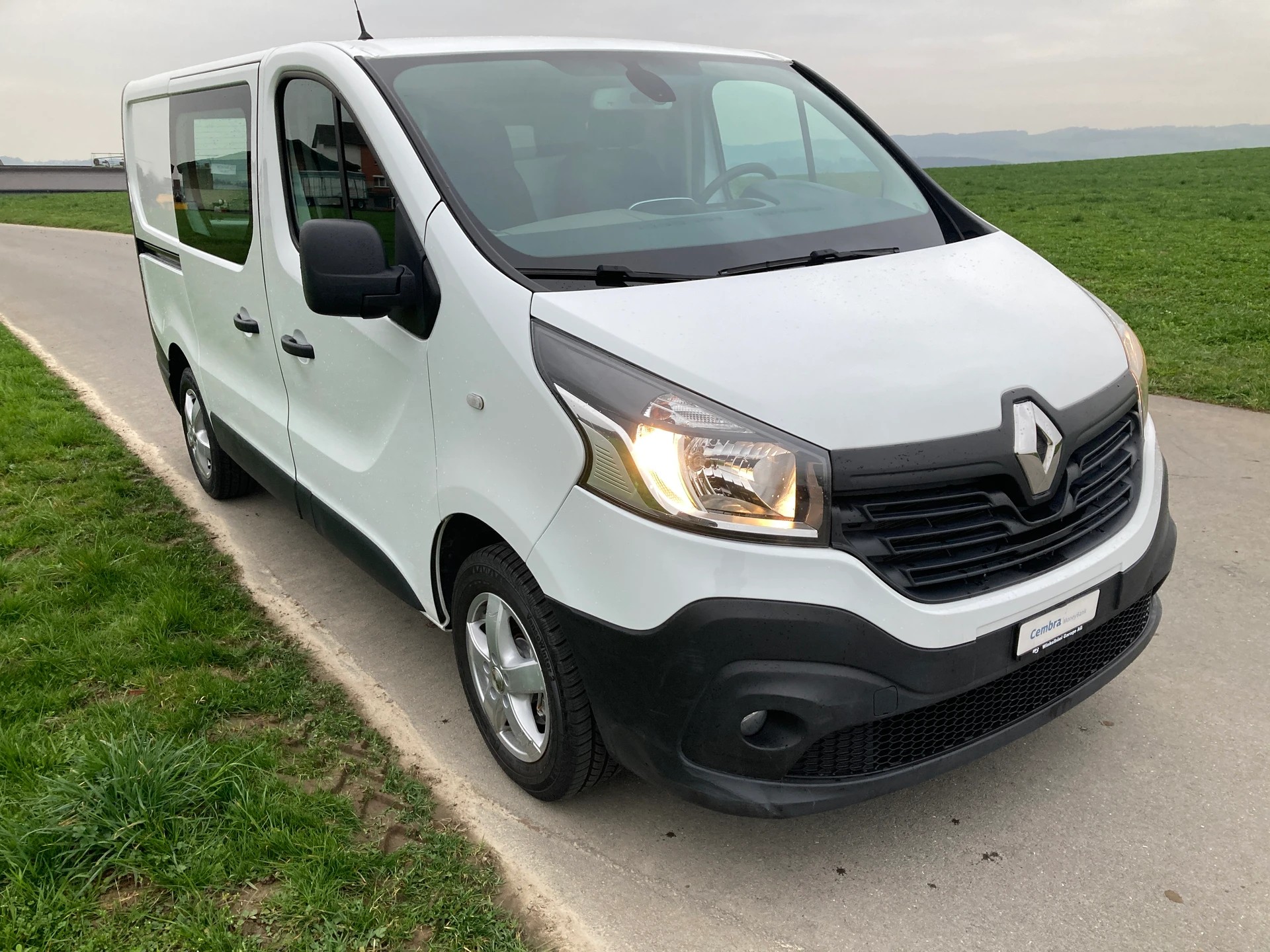RENAULT Trafic 1.6 dCi 120 2.9t Business L1H1-image-1