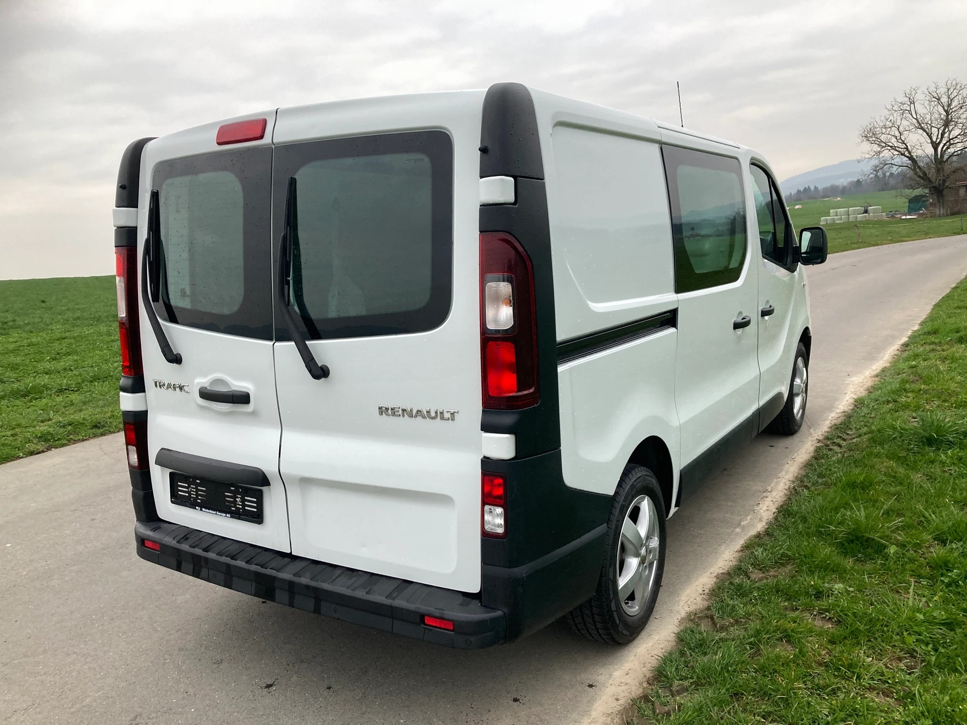 RENAULT Trafic 1.6 dCi 120 2.9t Business L1H1-image-2