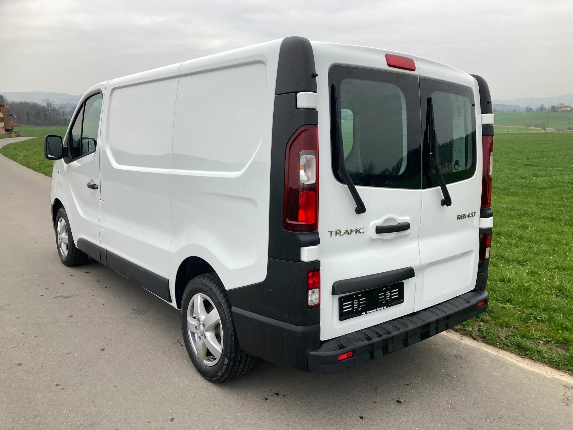RENAULT Trafic 1.6 dCi 120 2.9t Business L1H1-image-3