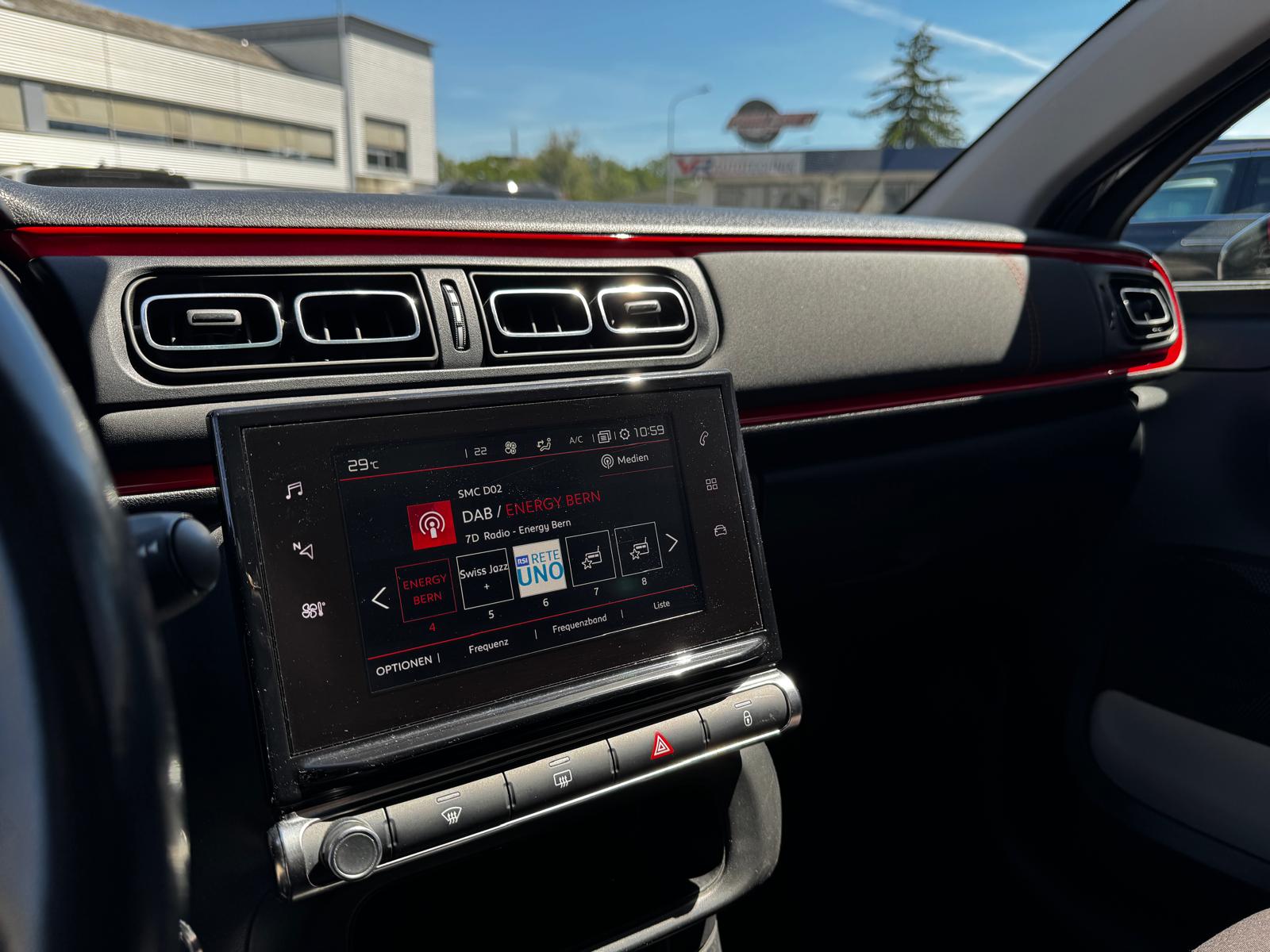 CITROEN C3 1.2i PureTech Shine EAT6-image-21