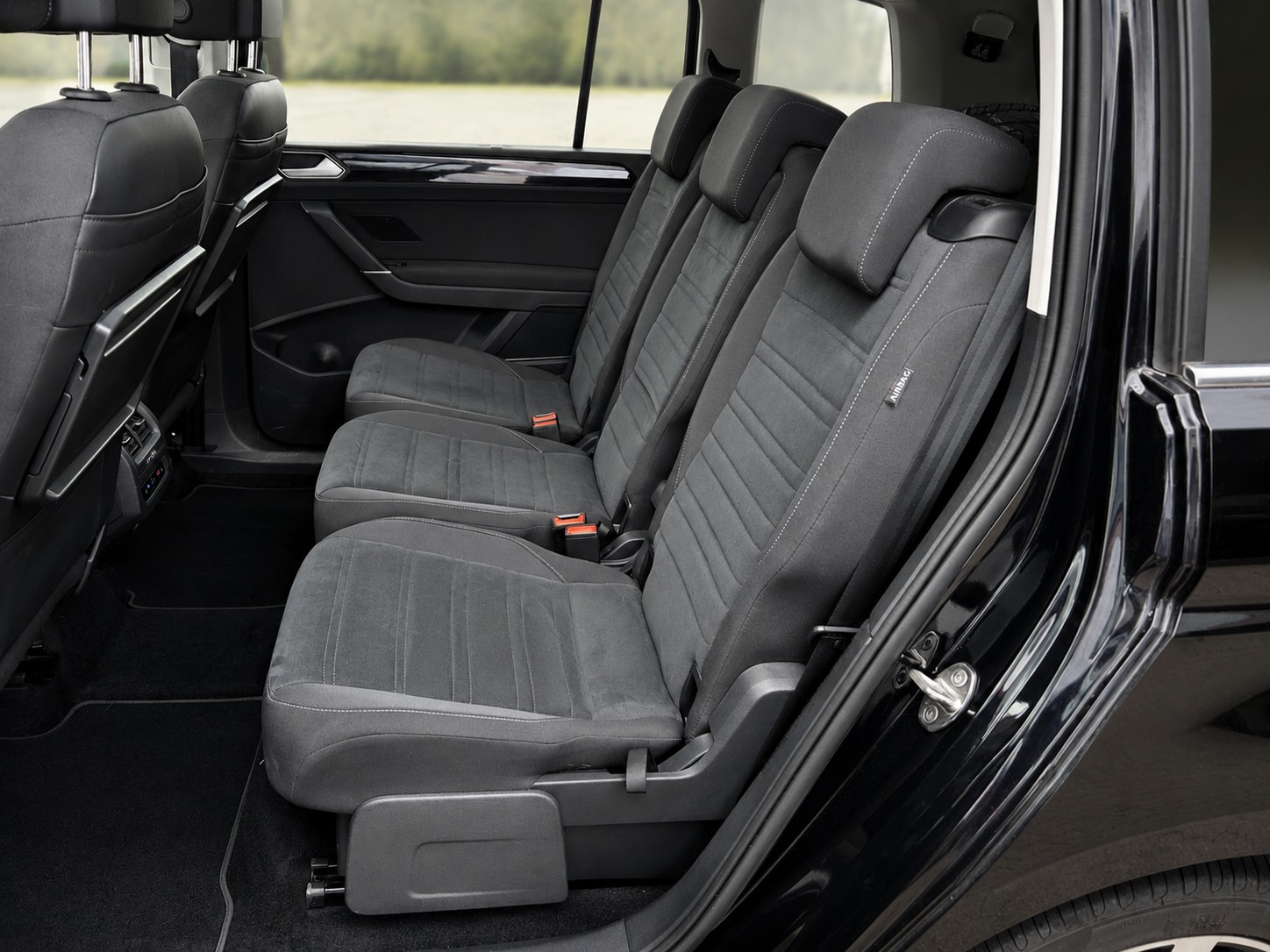 VW Touran 1.5 TSI EVO Highline DSG-image-5