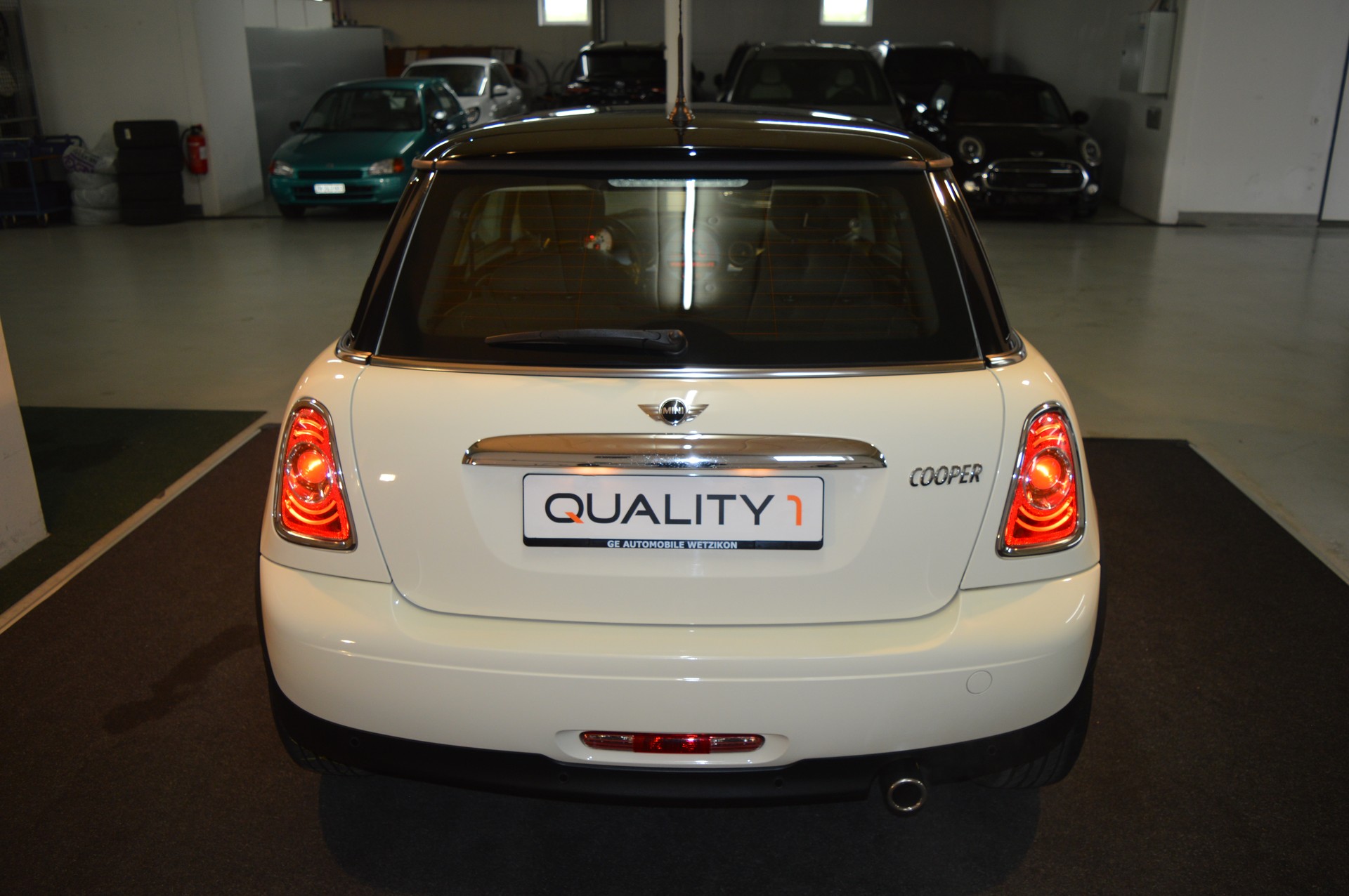 MINI Cooper-image-7