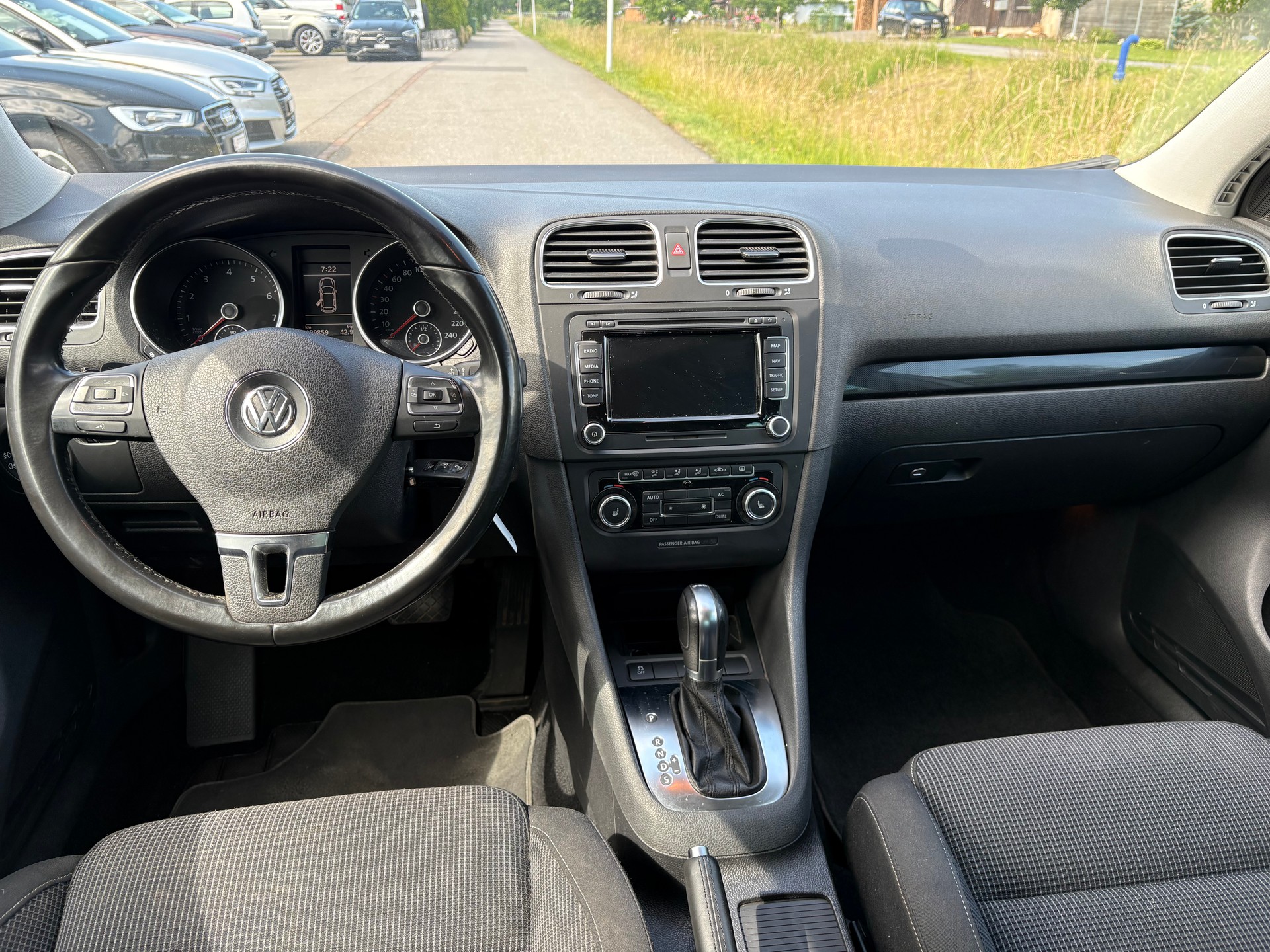 VW Golf 1.4 TSI Highline DSG-image-7