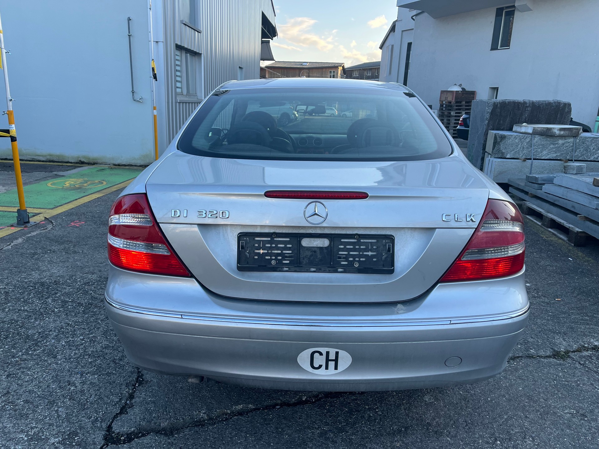 MERCEDES-BENZ CLK 270 CDI Elégance-image-3