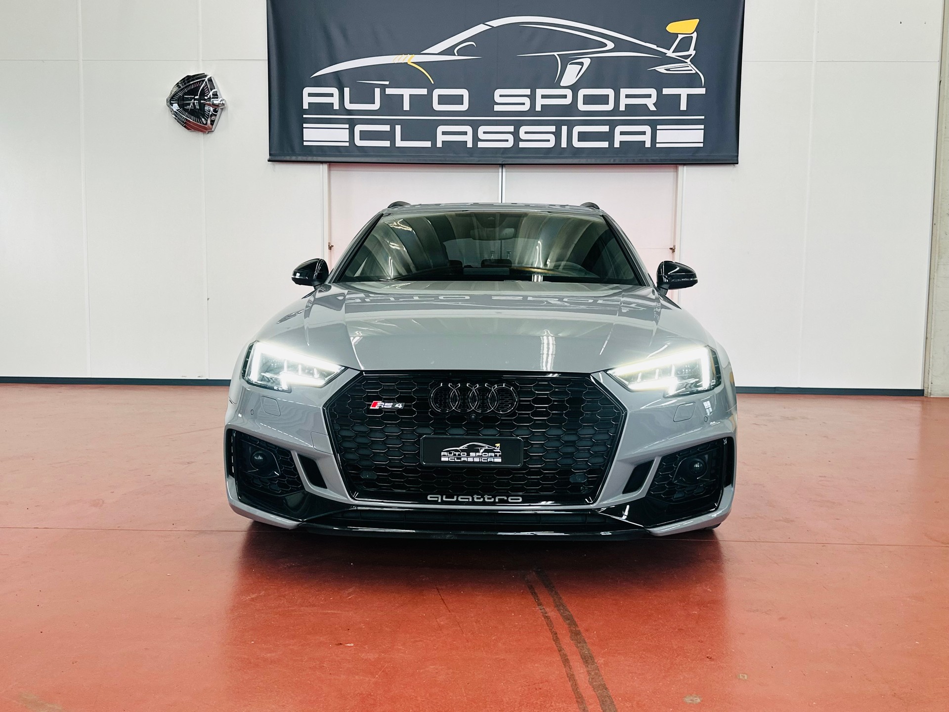 AUDI RS4 Avant 2.9 TFSI quattro tiptronic Nardo Grey-image-5