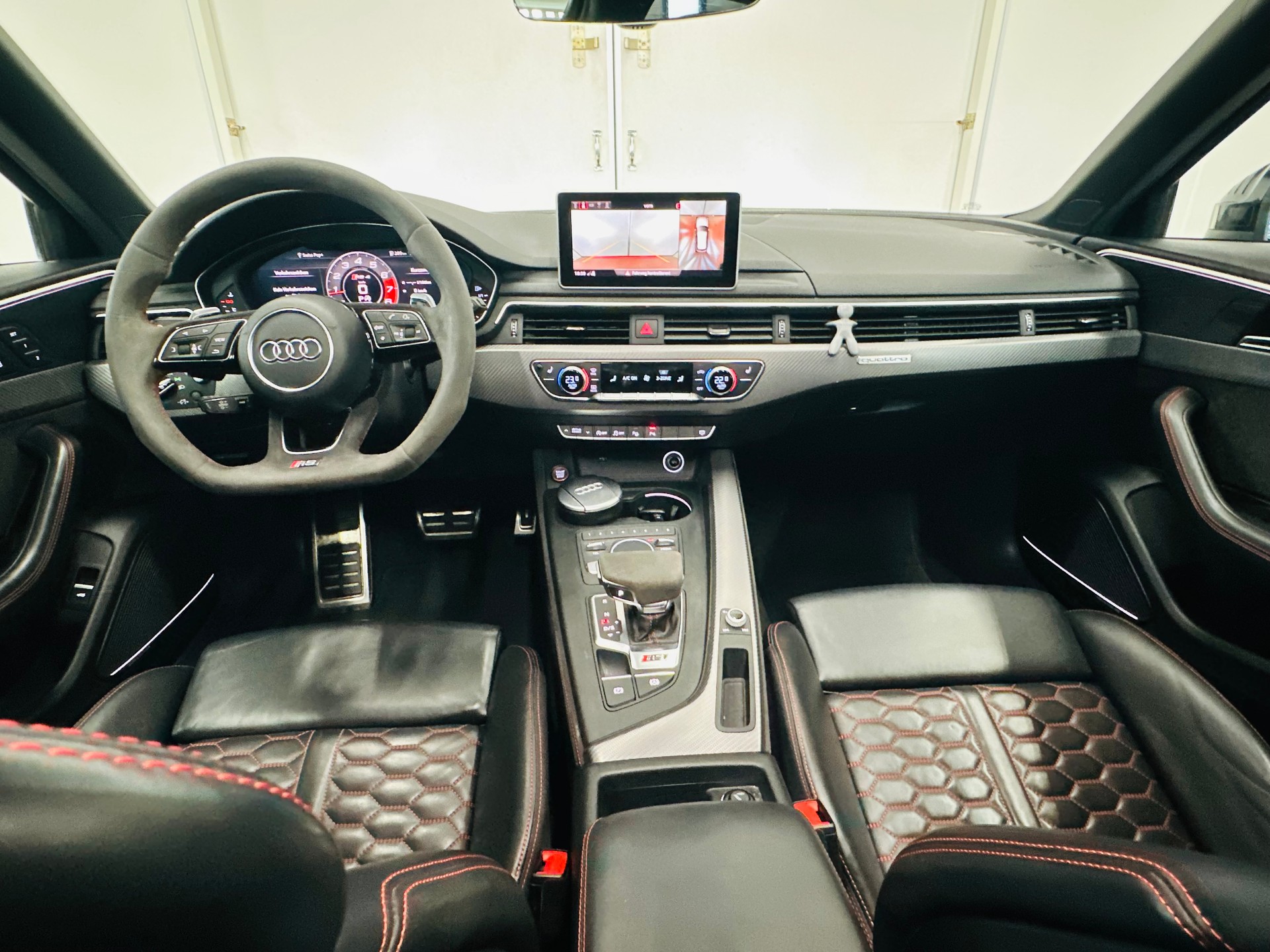 AUDI RS4 Avant 2.9 TFSI quattro tiptronic Nardo Grey-image-14