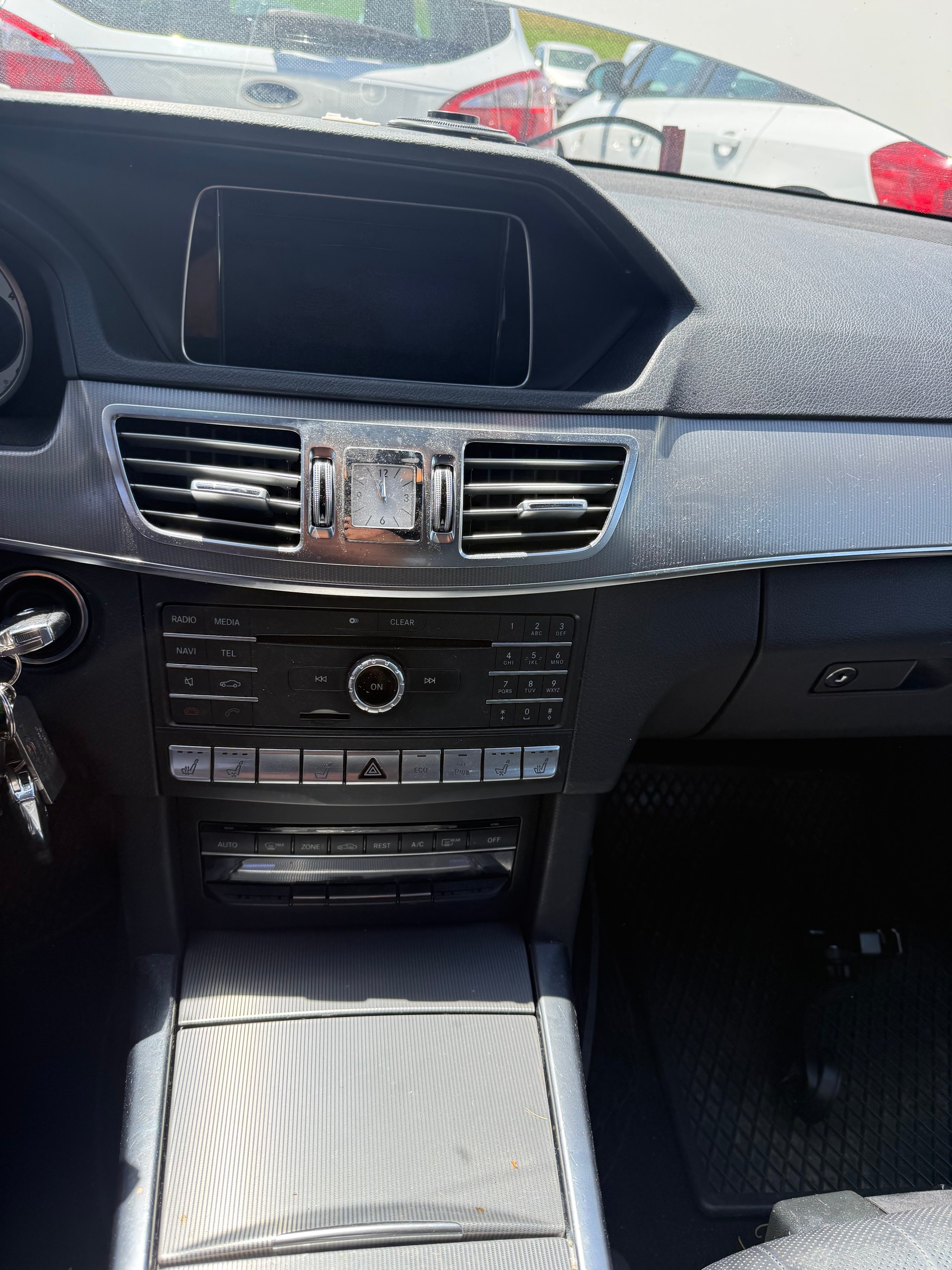 MERCEDES-BENZ E 350 BlueTEC 4Matic 7G-Tronic-image-5