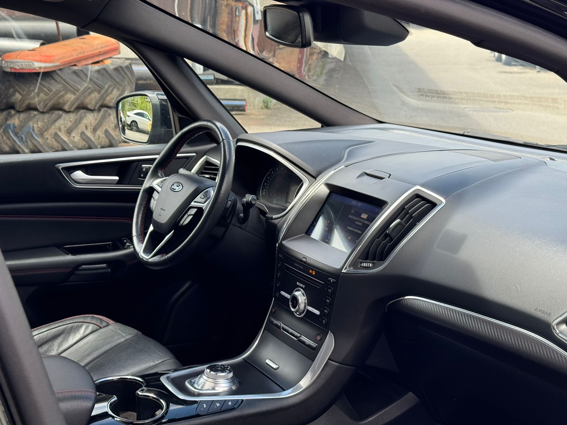 FORD S-Max 2.0 TDCi ST-Line AWD Automatic-image-7