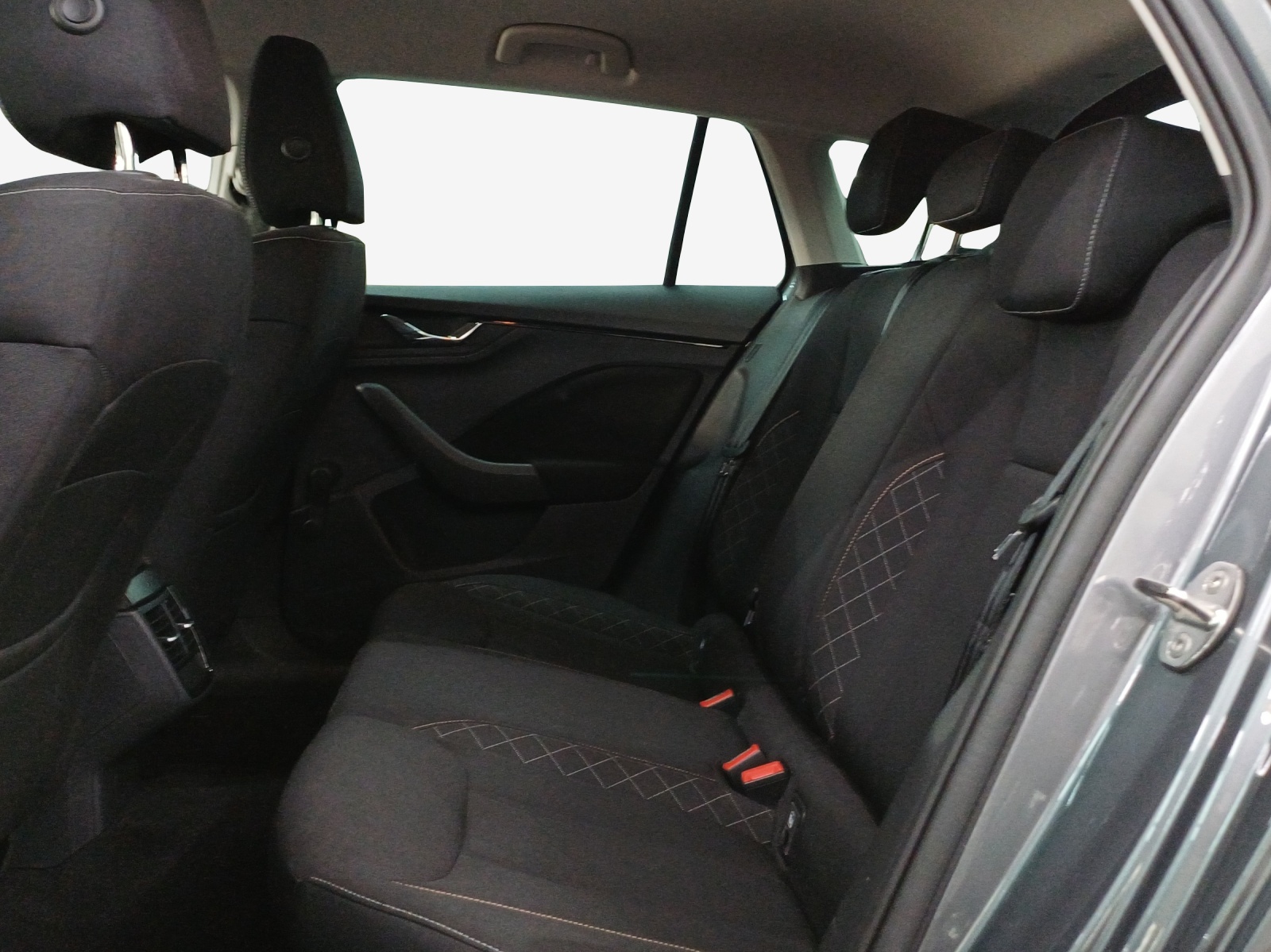 SKODA Scala 1.0 TSI Ambition DSG-image-11