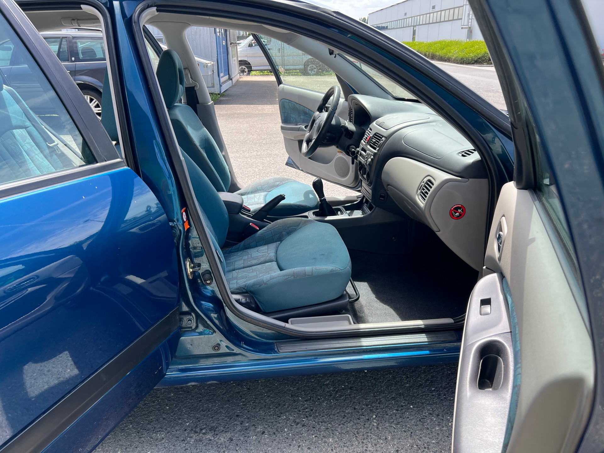 NISSAN Almera 1.8 16V Comfort-image-8