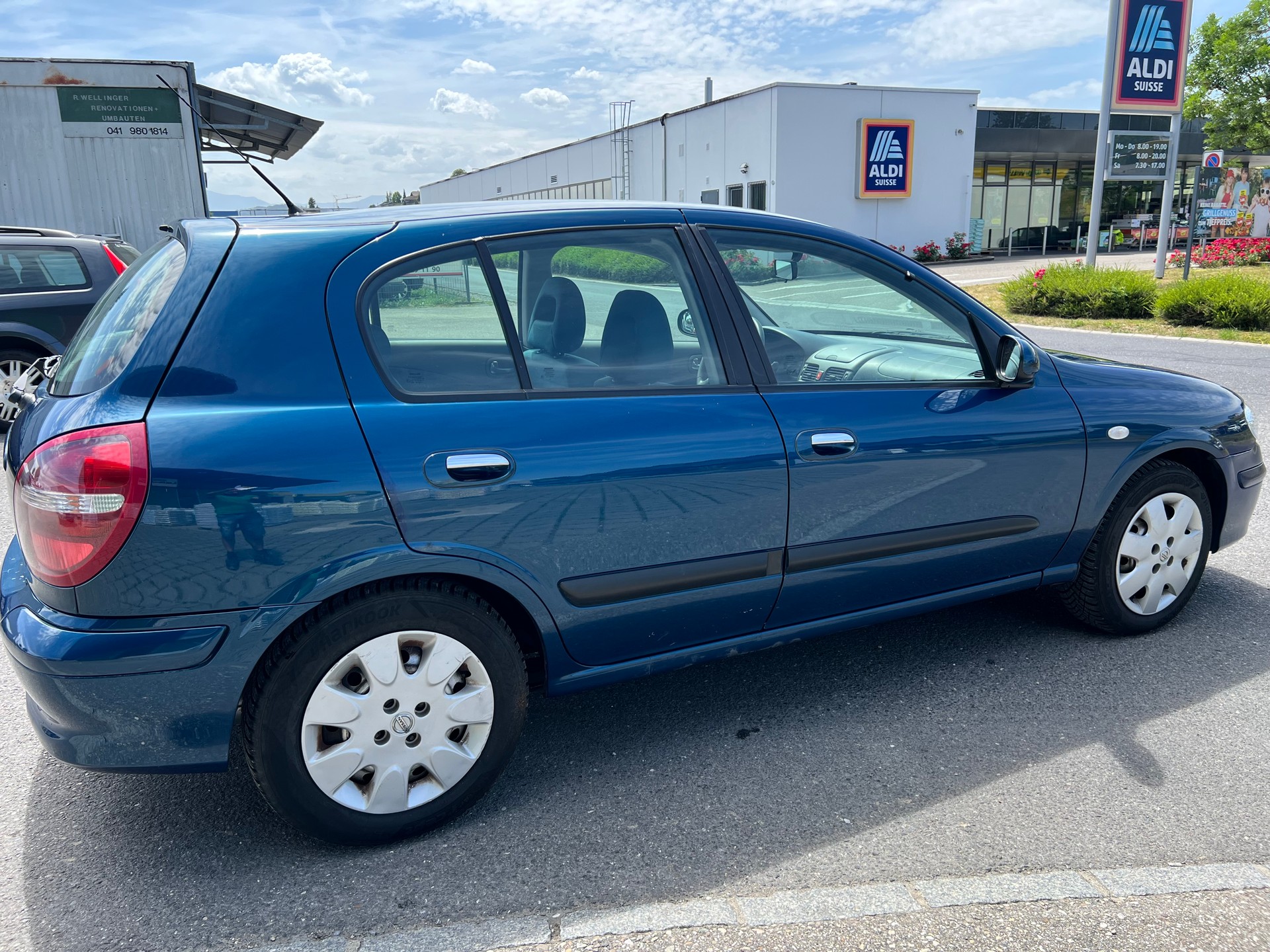NISSAN Almera 1.8 16V Comfort-image-4