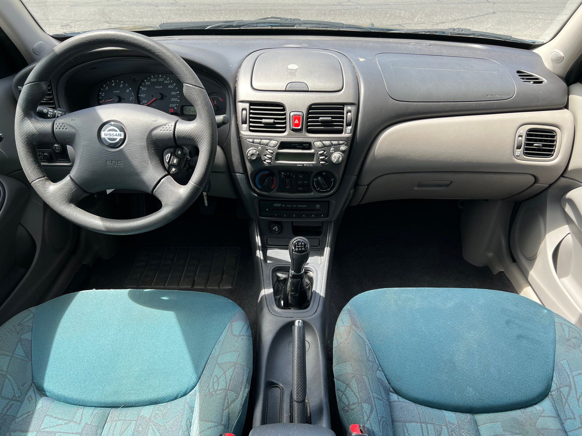 NISSAN Almera 1.8 16V Comfort-image-12