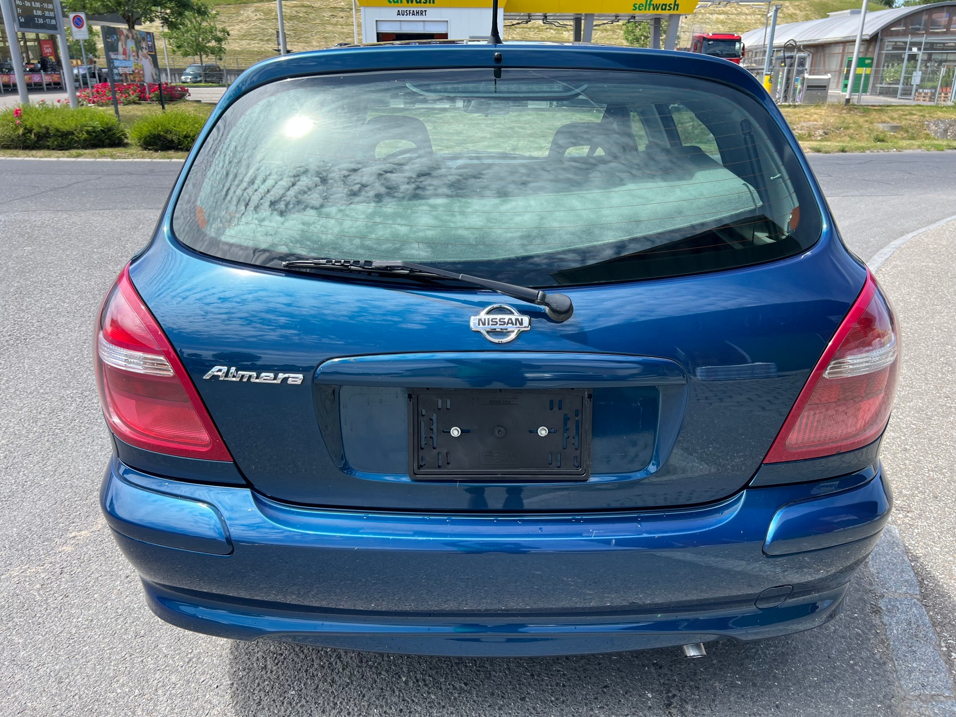 NISSAN Almera 1.8 16V Comfort-image-5