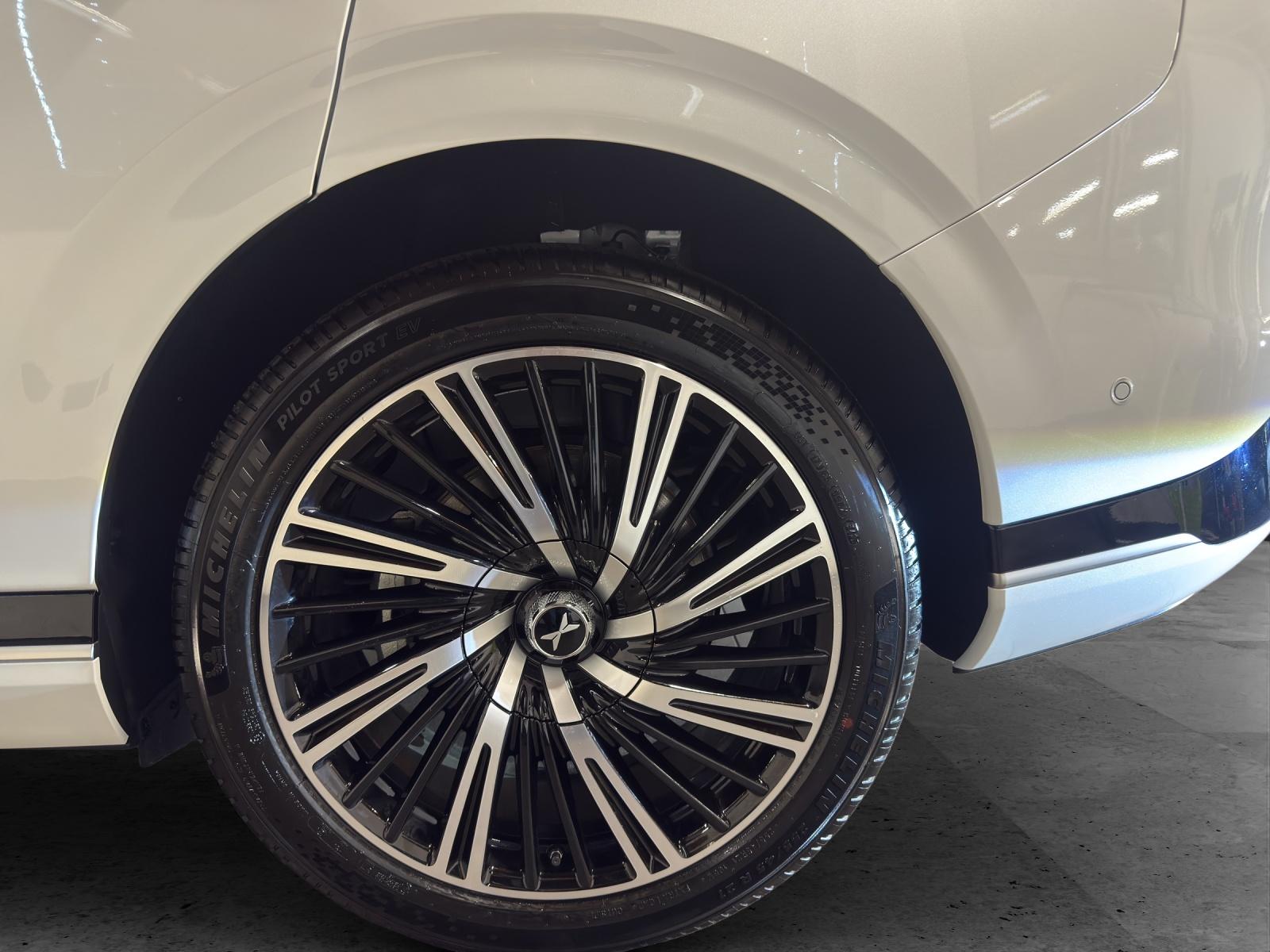 XPENG G9 Performance AWD-image-9
