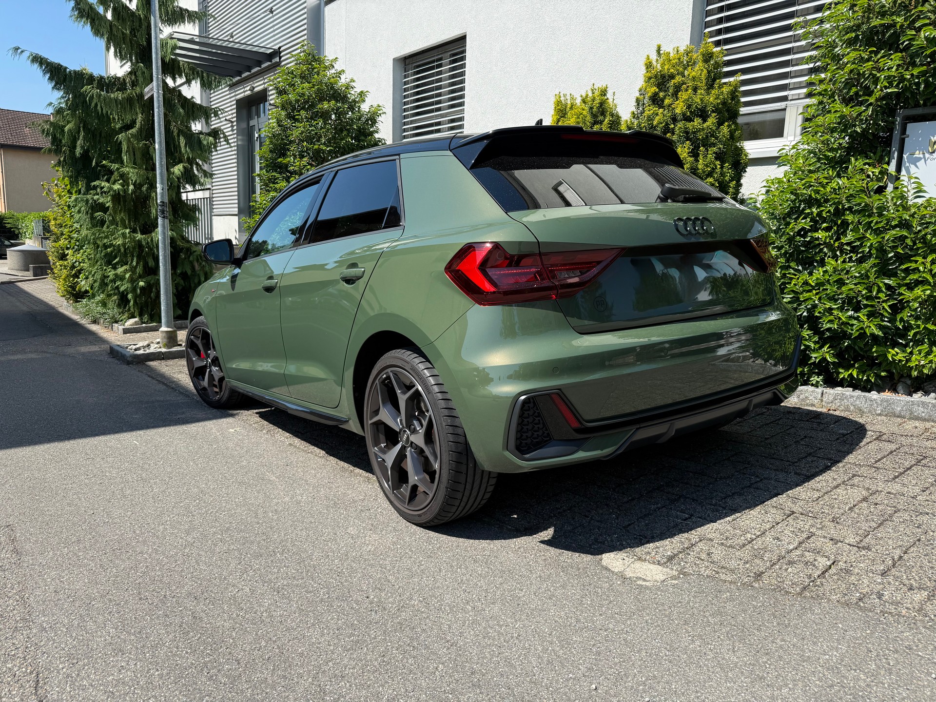 AUDI 1.0 30 TFSI S Line S-Tronic-image-2