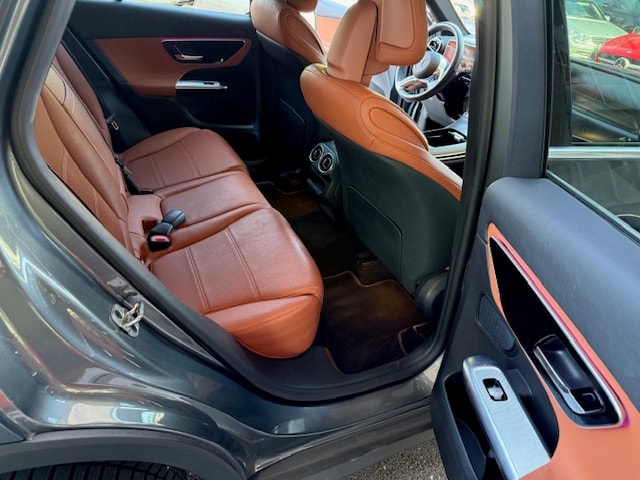 MERCEDES-BENZ GLC 220 d 4Matic 9G-Tronic-image-8