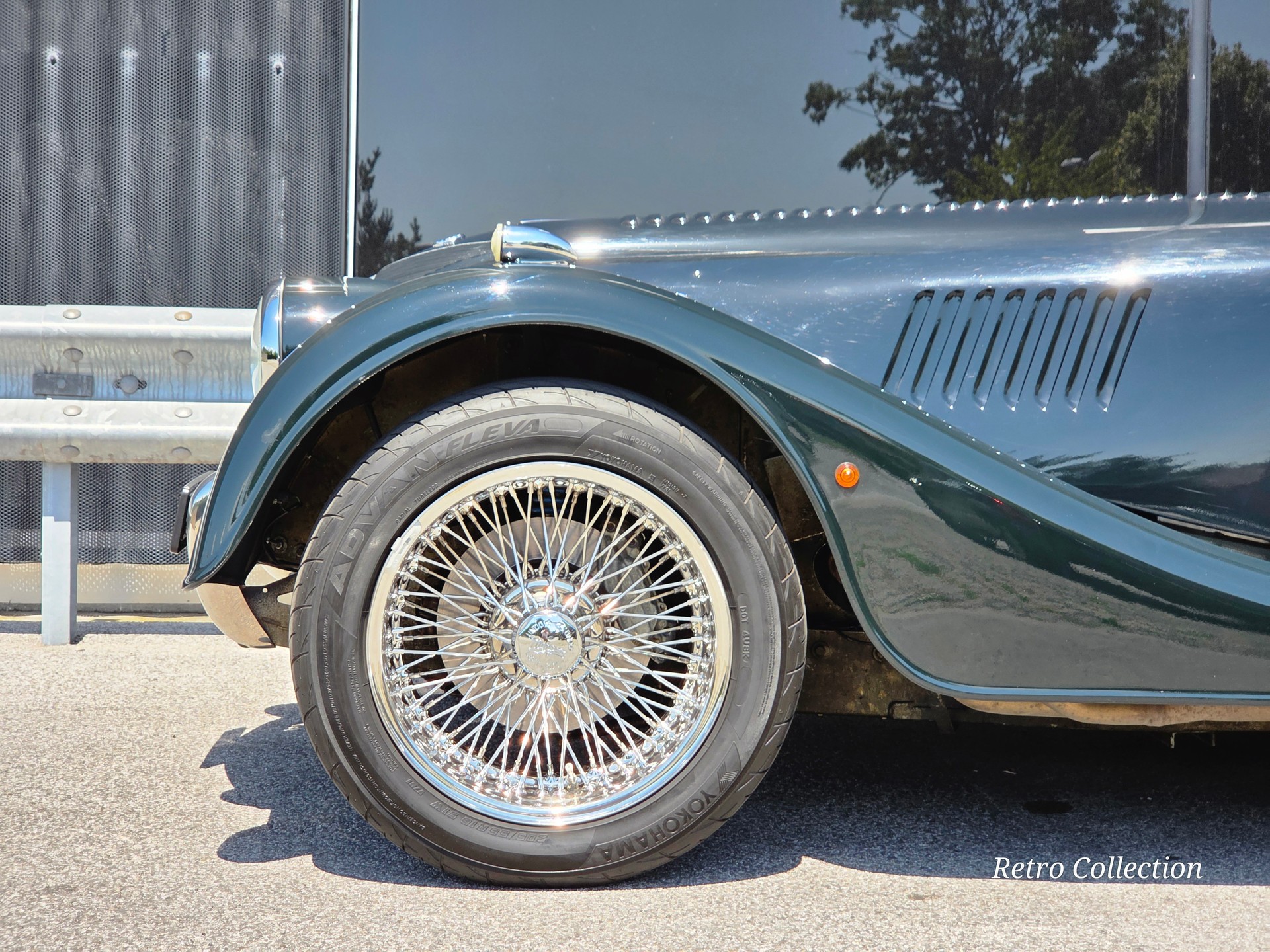 MORGAN Roadster V6 3.0l - voiture CH - British Racing Green - faible kilométrage - expertisée 02.26.-image-9