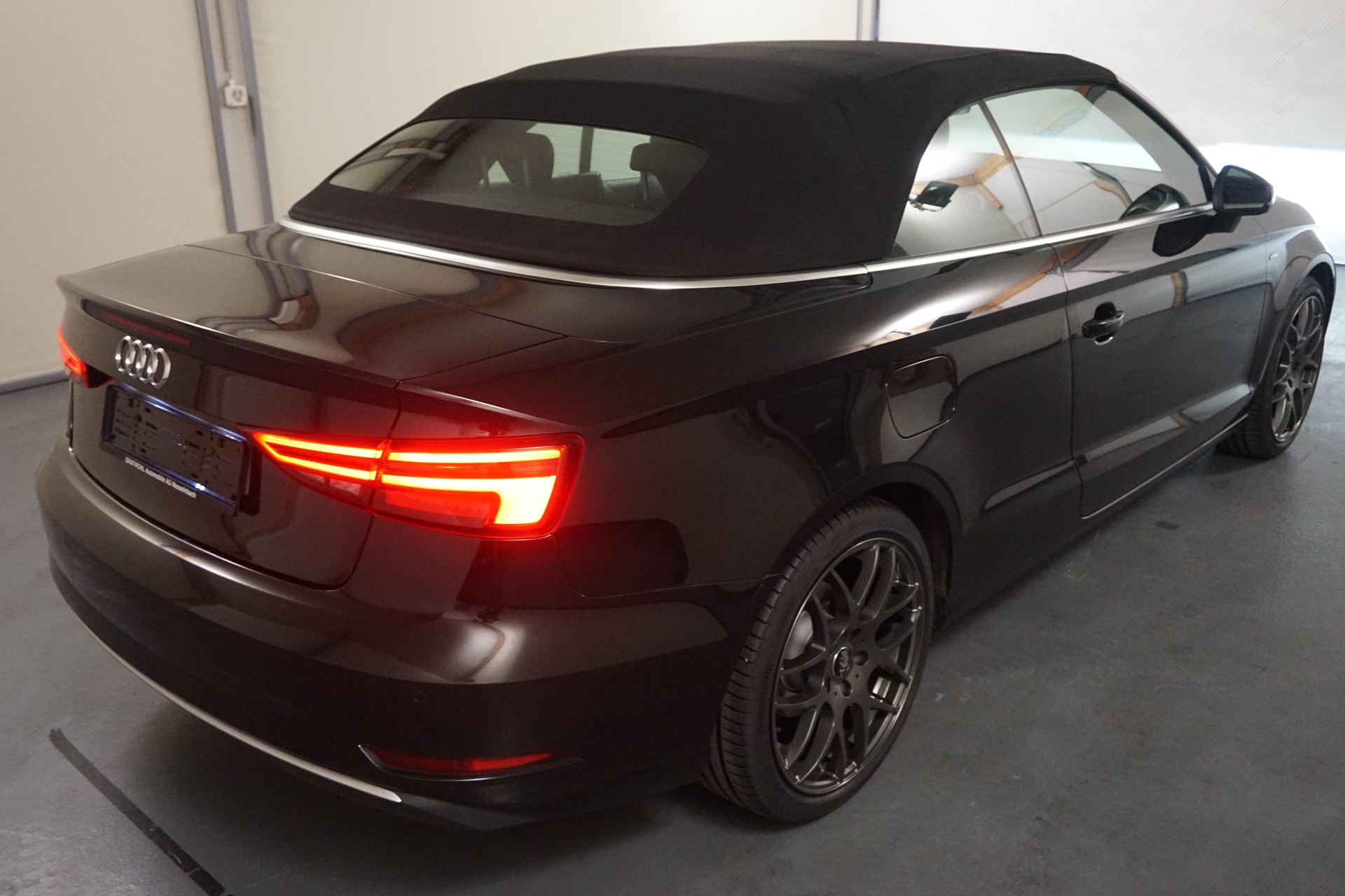 AUDI A3 Cabriolet 1.5 35 TFSI Sport S-Tronic-image-5