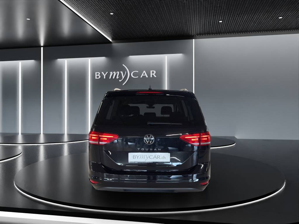 VW Touran 1.5 TSI EVO Comfortline DSG-image-3