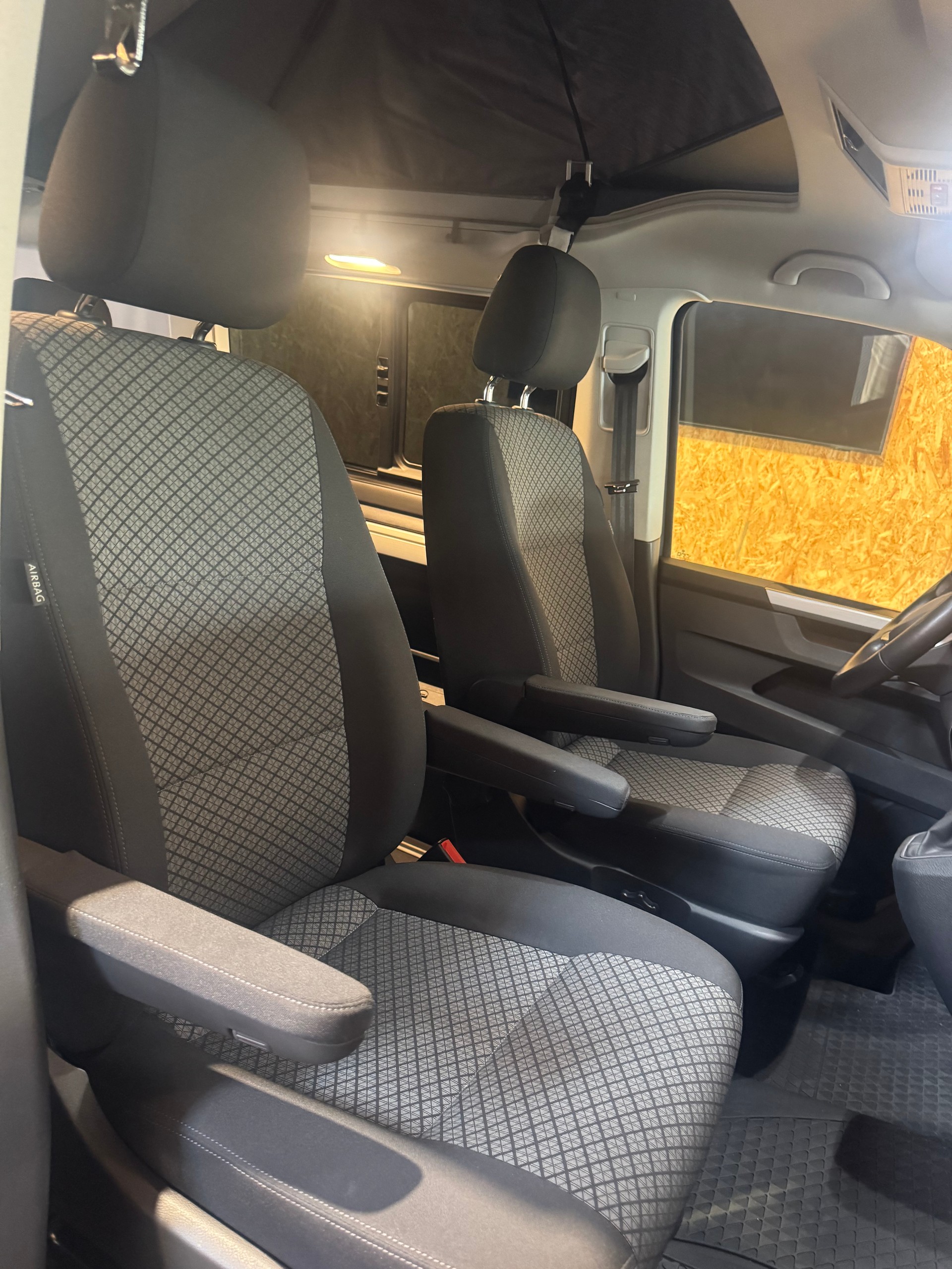 VW T6.1 California 2.0 Bi-TDI Beach Edition Liberty 4Motion DSG-image-10