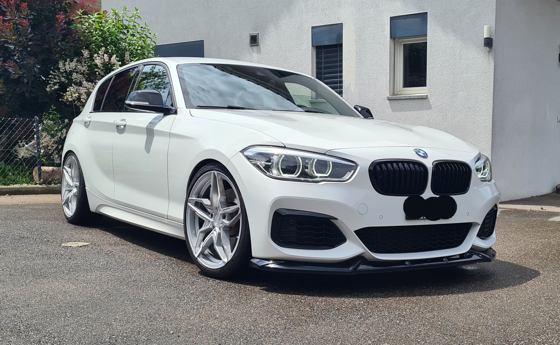 BMW M140i xDrive-image-0