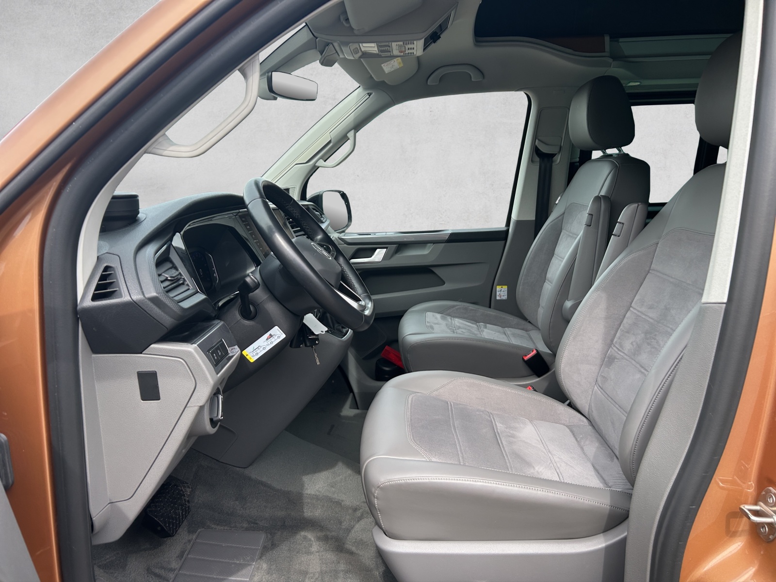 VW T6.1 California 2.0 TDI Ocean Edition 4Motion DSG-image-11