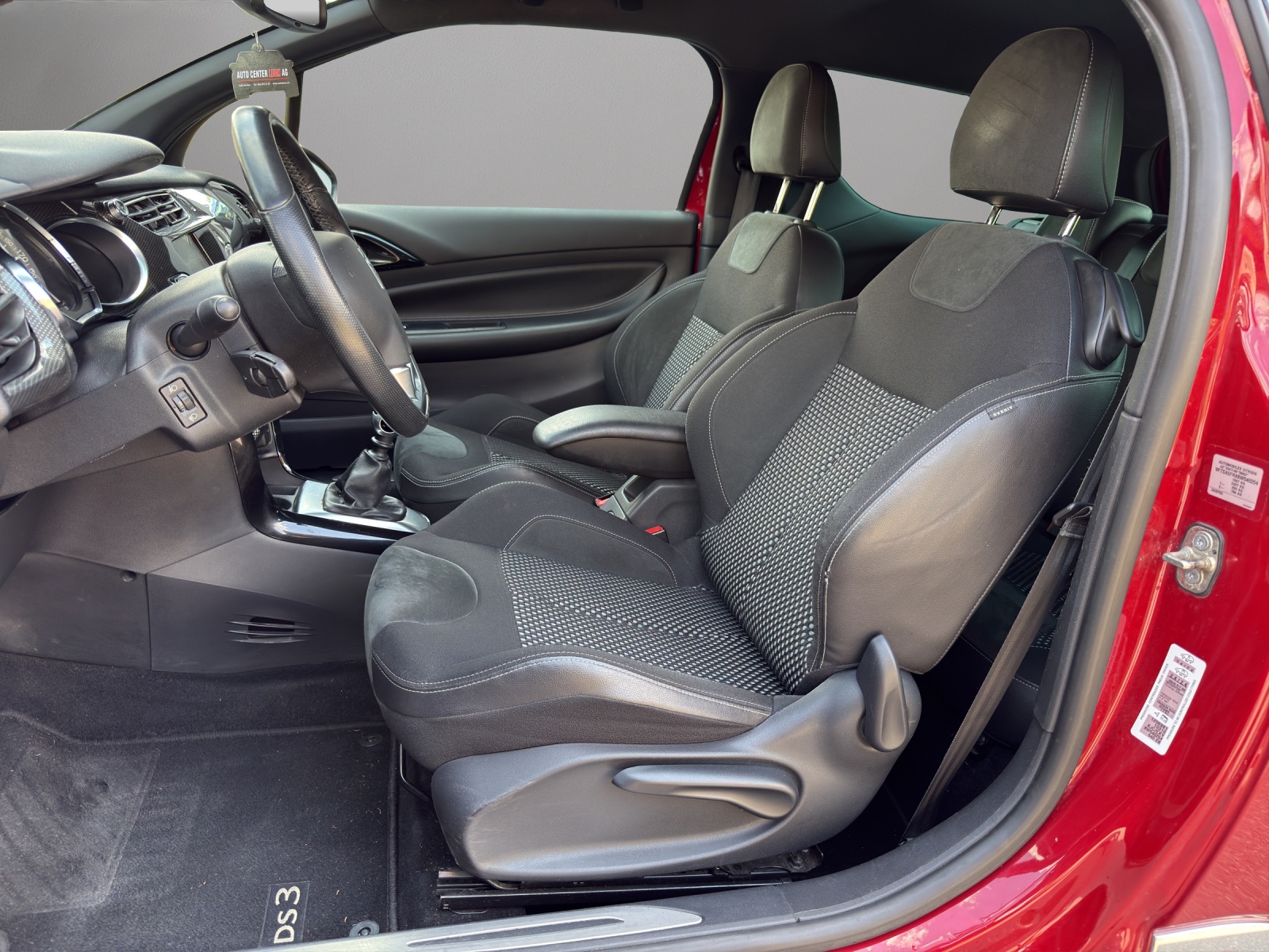 DS AUTOMOBILES DS3 1.6 THP Sport Chic-image-8