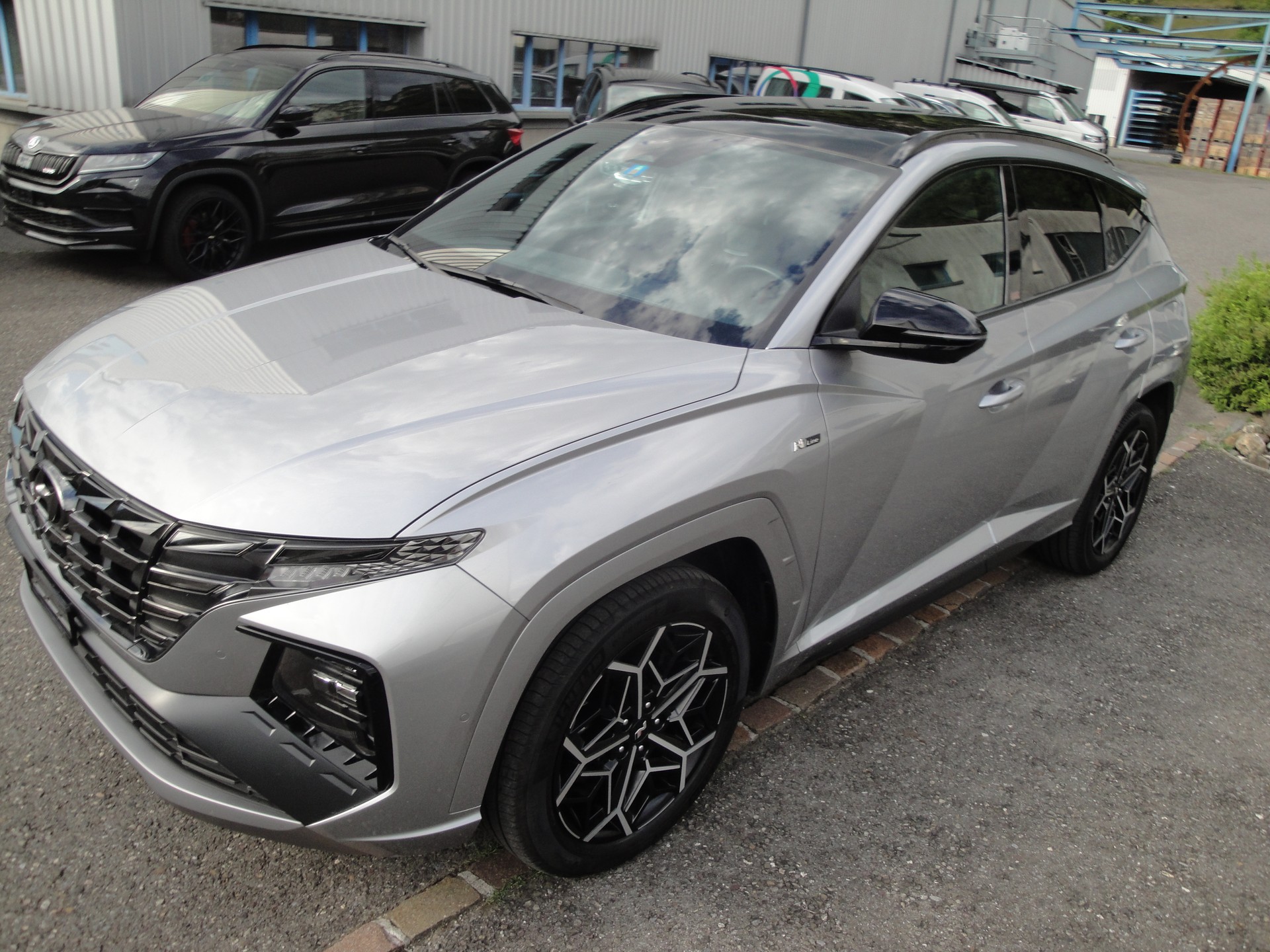 HYUNDAI Tucson 1.6HEV NLi LUX 4WD-image-0