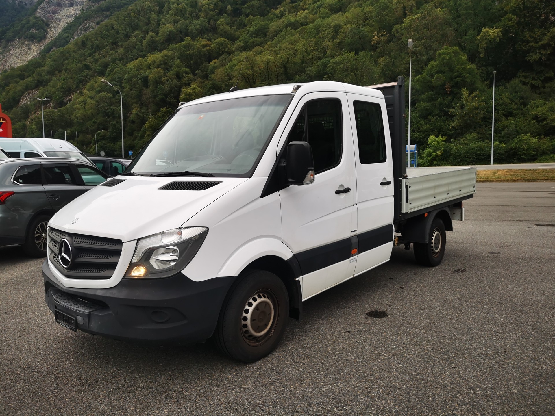 MERCEDES-BENZ 310 BT-image-1